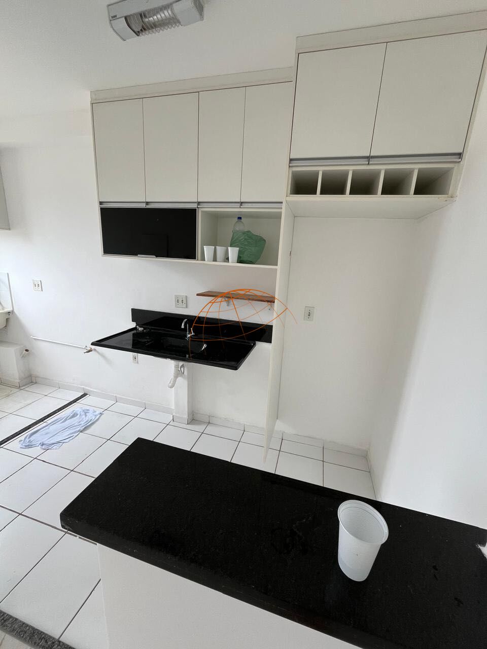 Apartamento à venda com 2 quartos, 50m² - Foto 2