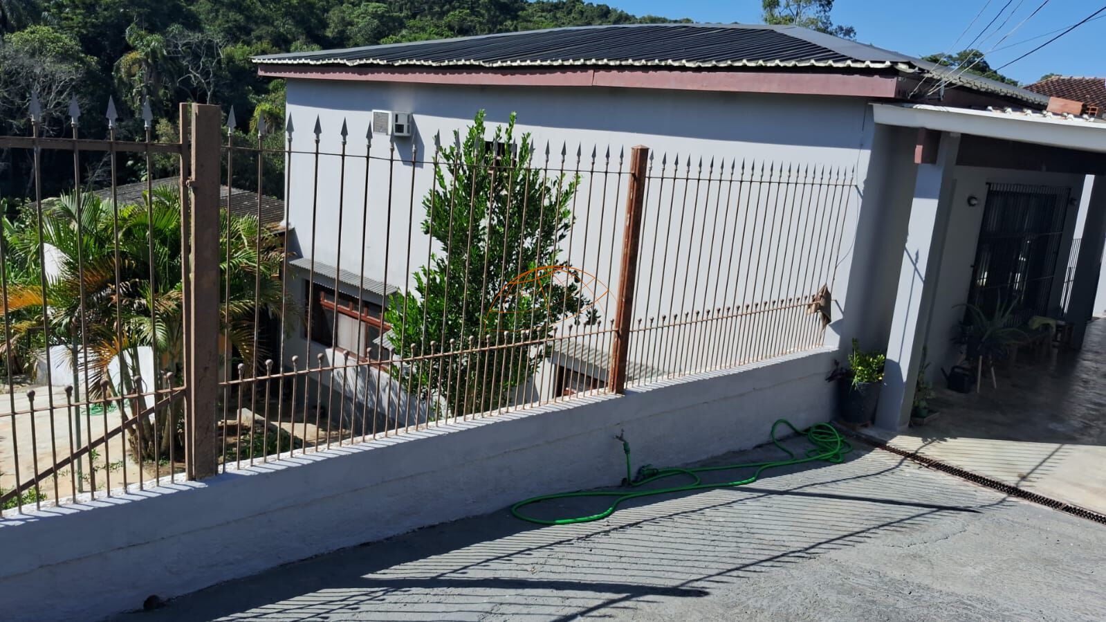 Chácara, 2 quartos, 1390 m² - Foto 1