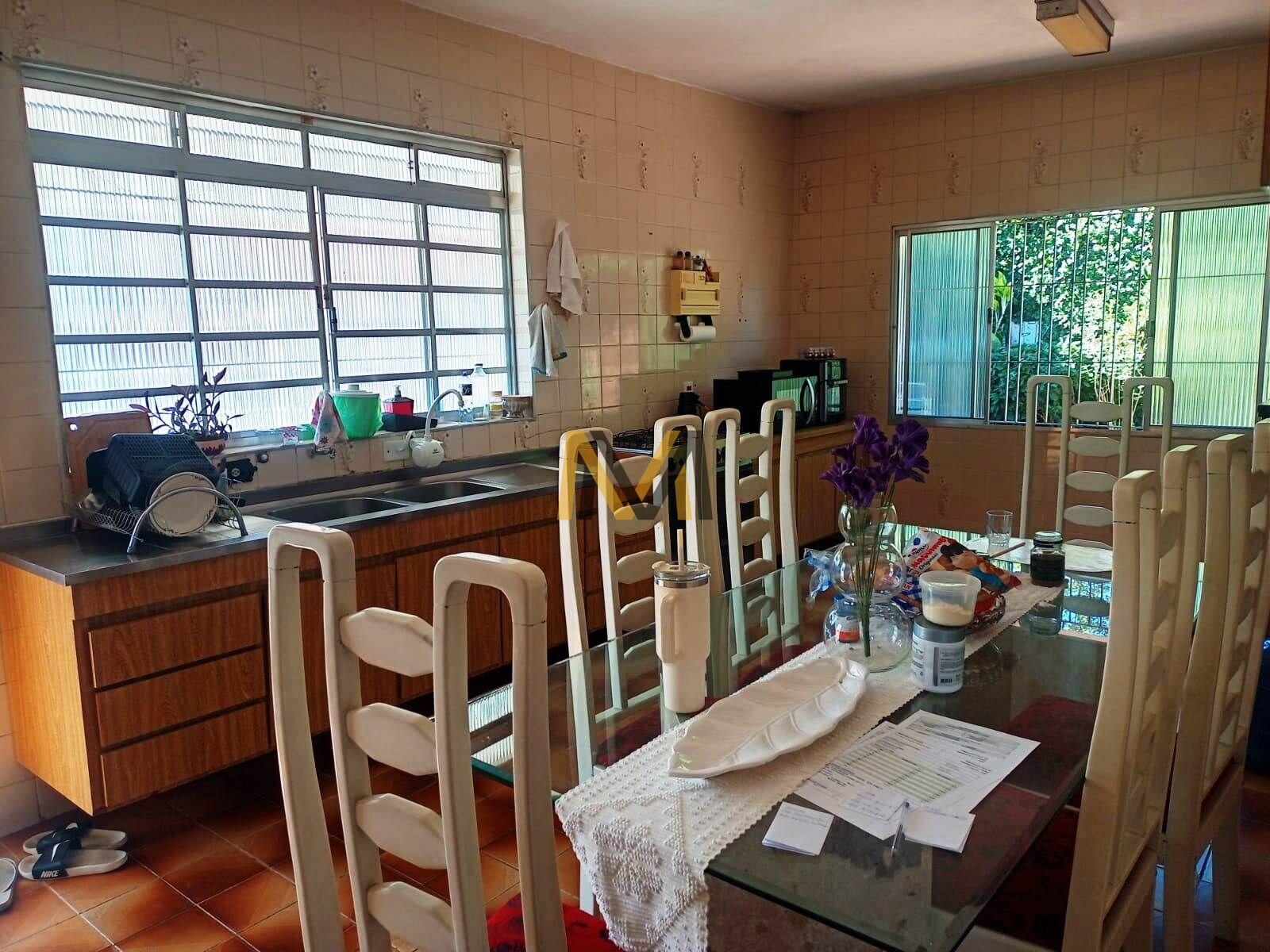 Sítio, 4 quartos, 2610 m² - Foto 8