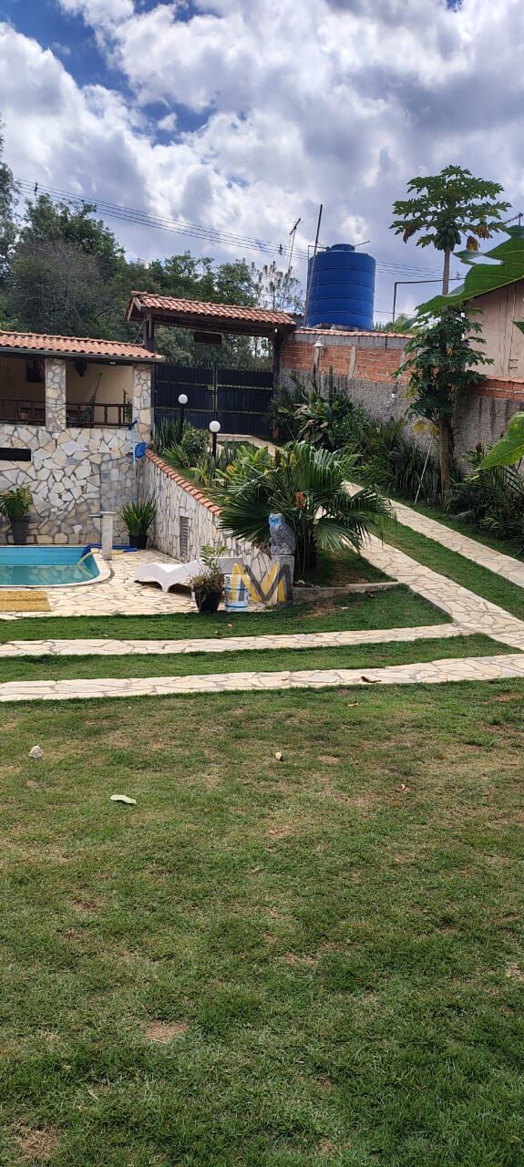 Chácara à venda com 2 quartos, 2500m² - Foto 4