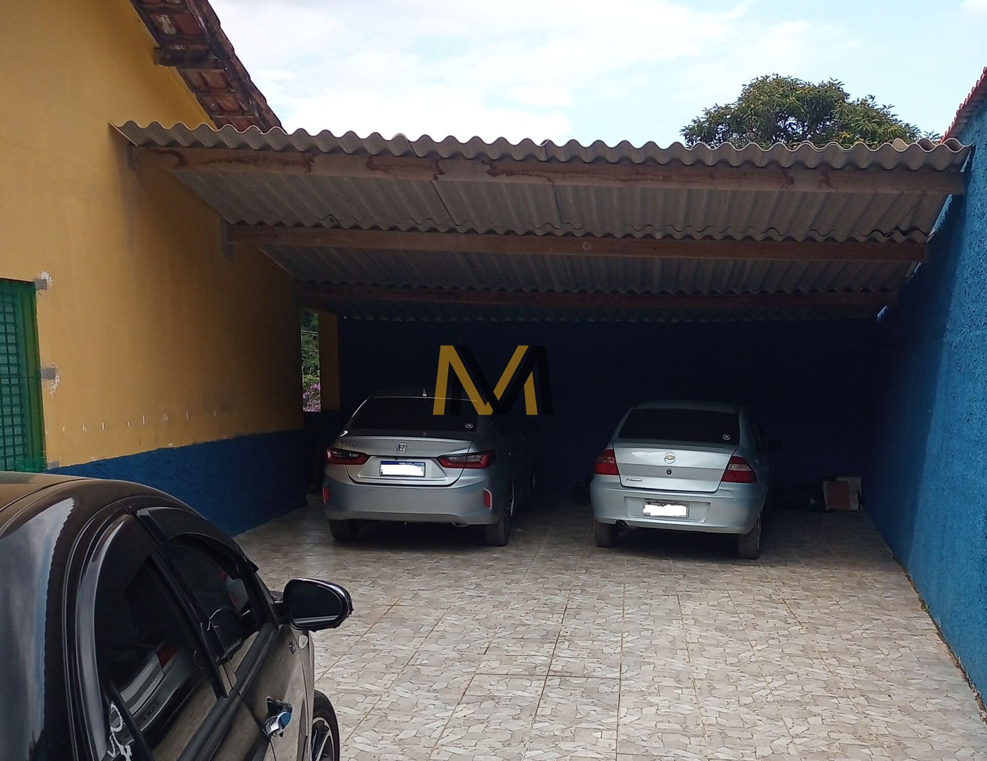 Fazenda à venda com 3 quartos, 2500m² - Foto 2