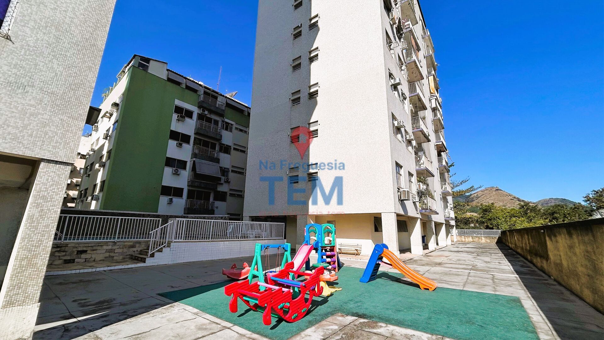 Apartamento à venda com 2 quartos, 75m² - Foto 18