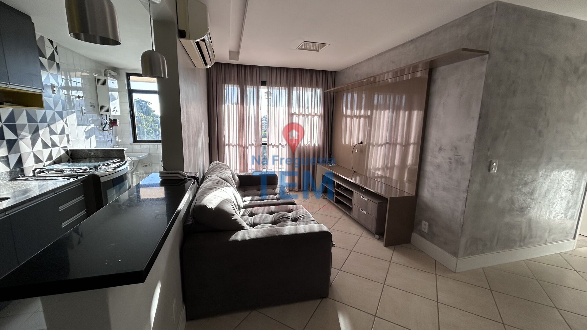 Apartamento à venda com 2 quartos, 63m² - Foto 2