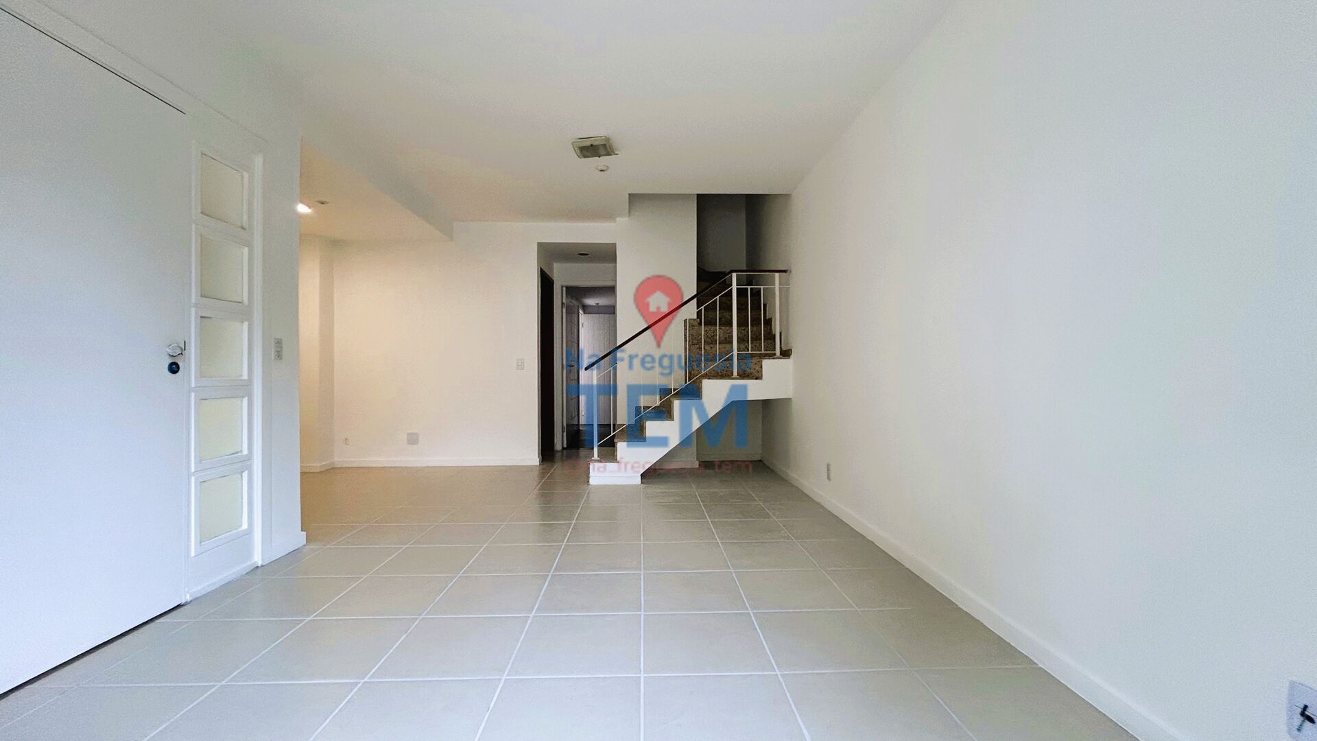 Casa à venda com 4 quartos, 116m² - Foto 2