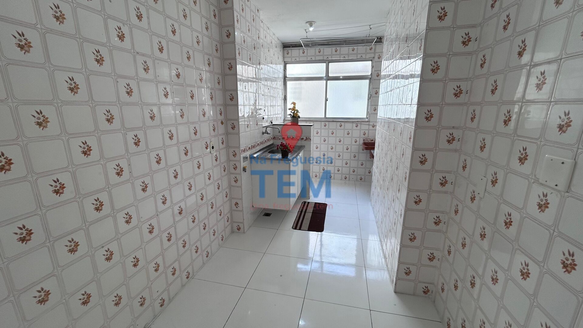 Apartamento à venda com 2 quartos, 73m² - Foto 1