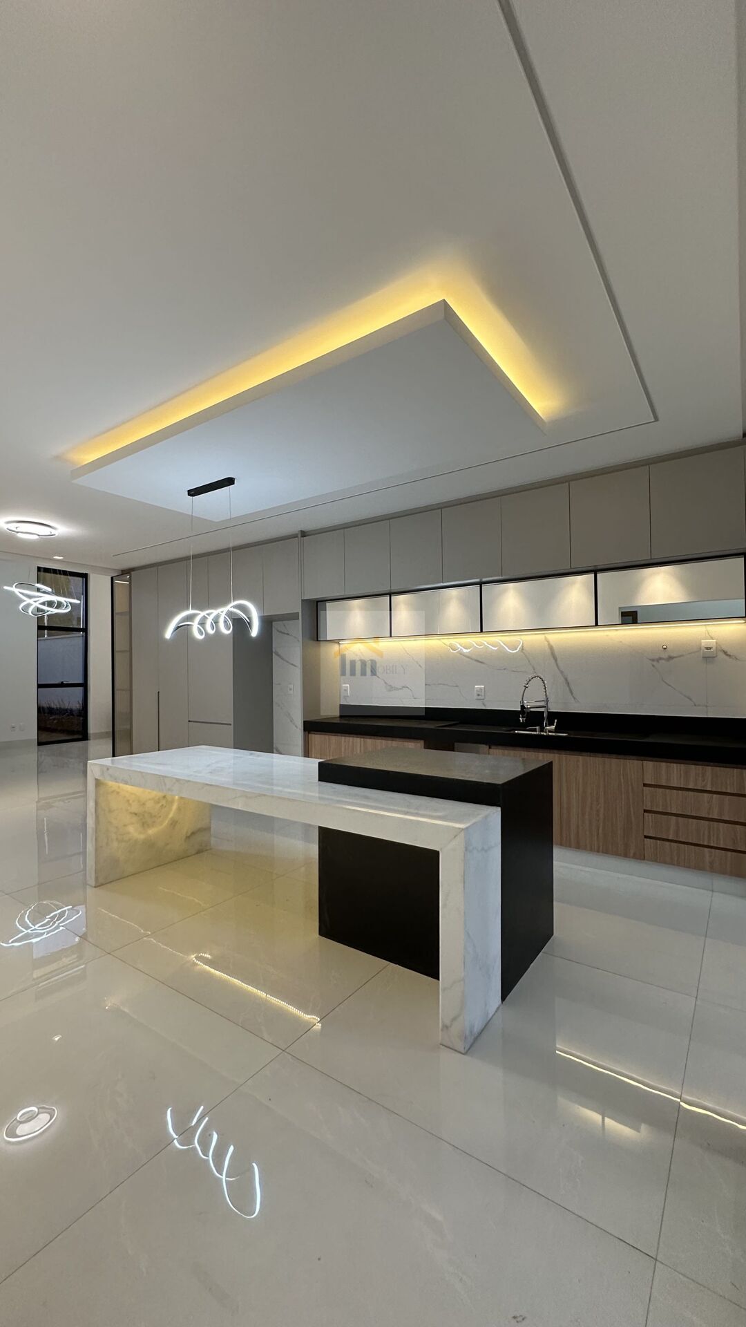 Casa à venda com 3 quartos, 192m² - Foto 3