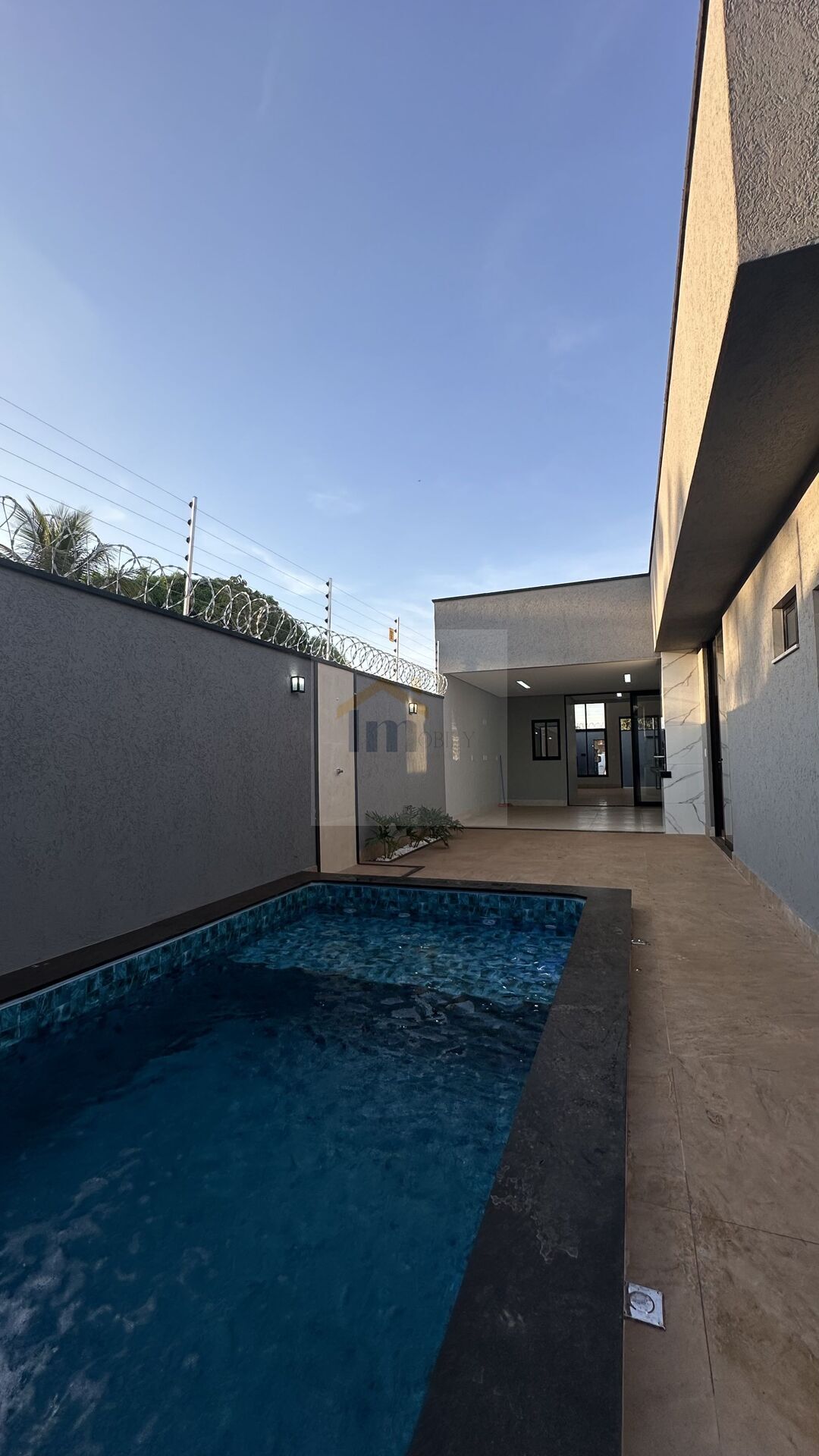 Casa à venda com 3 quartos, 161m² - Foto 3