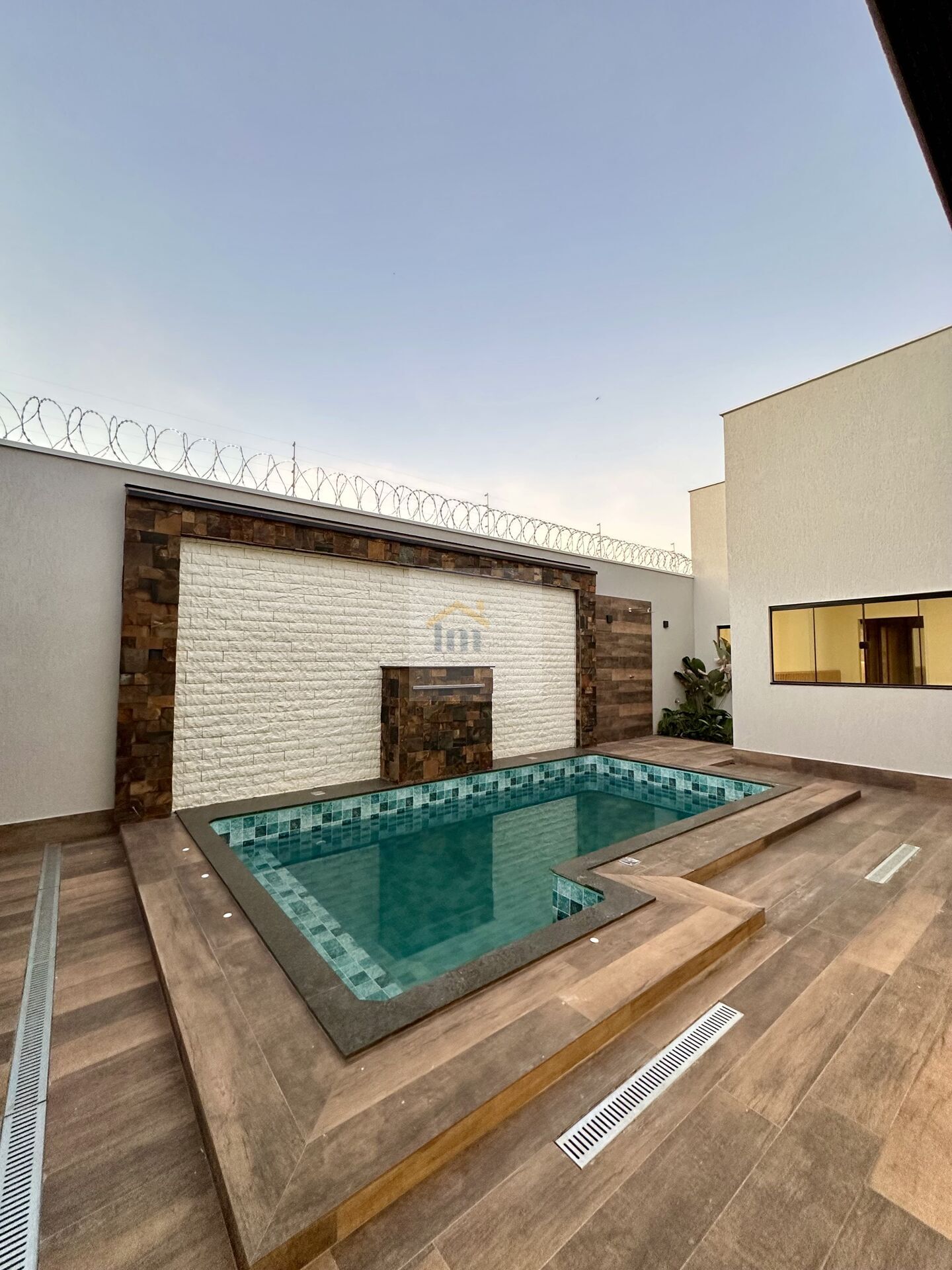 Casa à venda com 3 quartos, 200m² - Foto 16