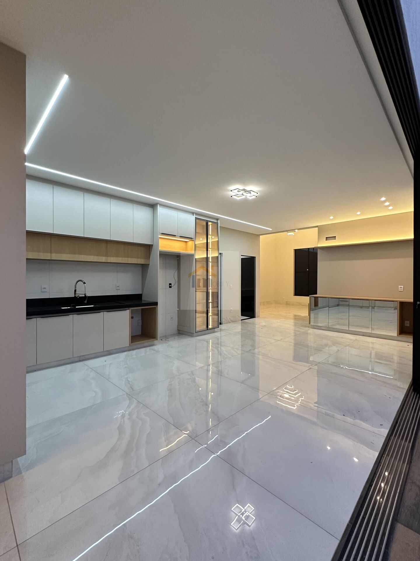 Casa à venda com 3 quartos, 200m² - Foto 6