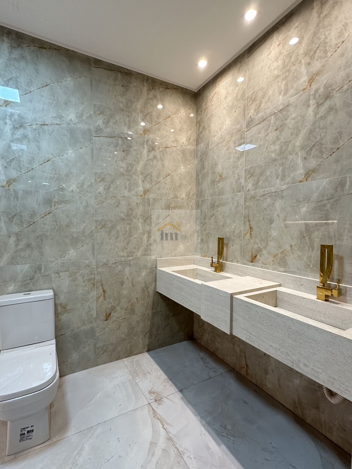 Casa à venda com 3 quartos, 200m² - Foto 10