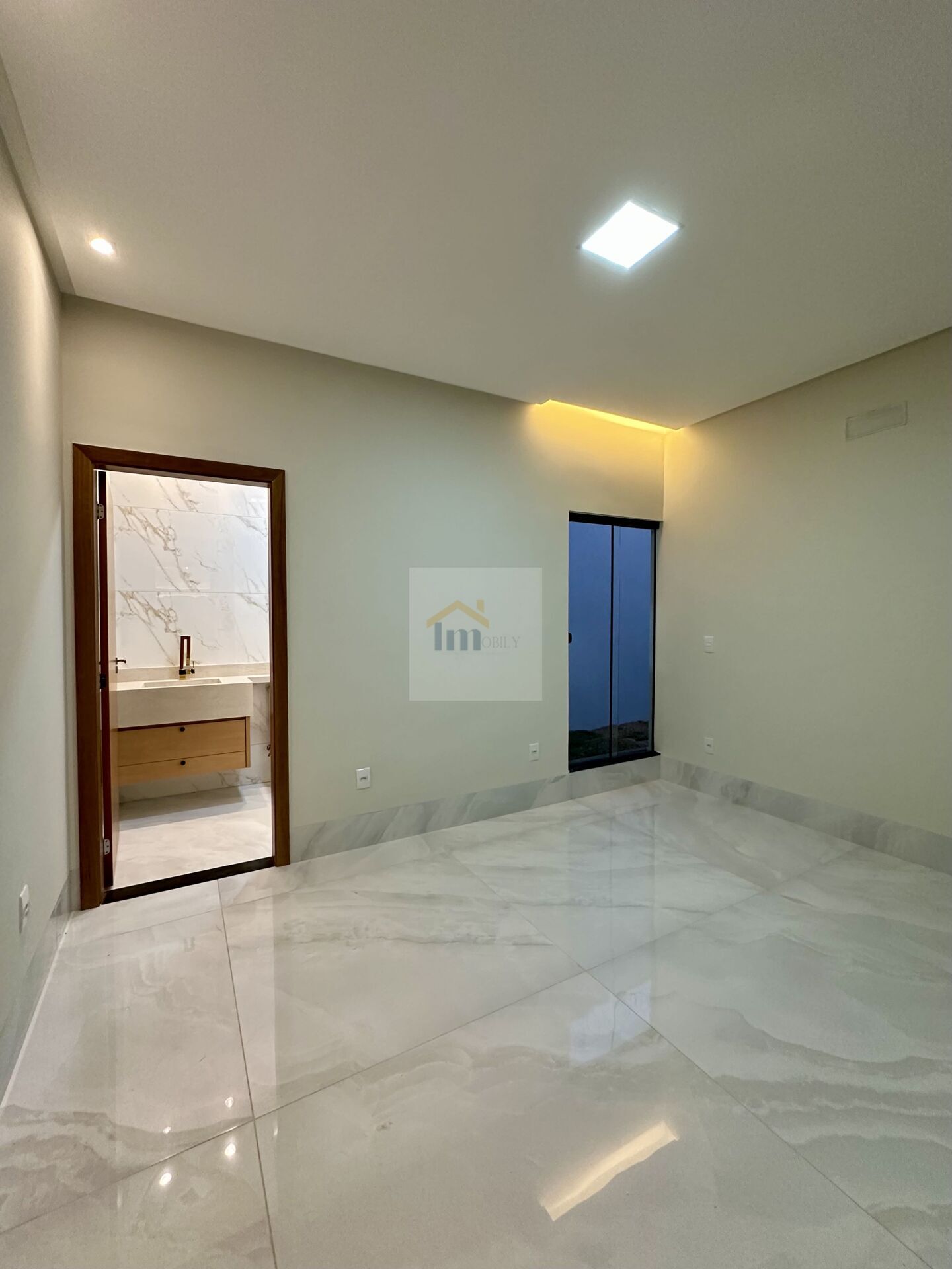 Casa à venda com 3 quartos, 200m² - Foto 13
