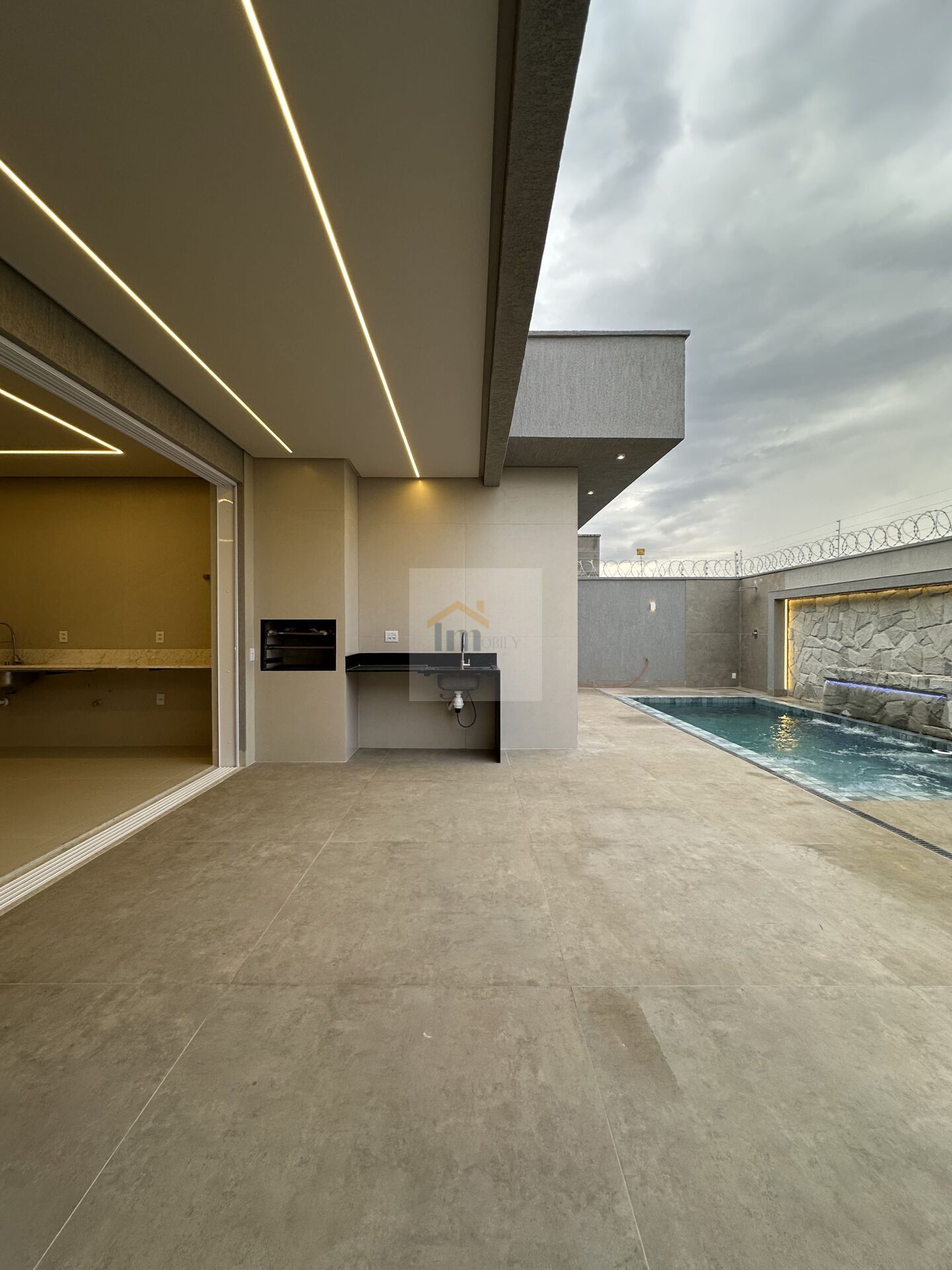 Casa, 4 quartos, 224 m² - Foto 4