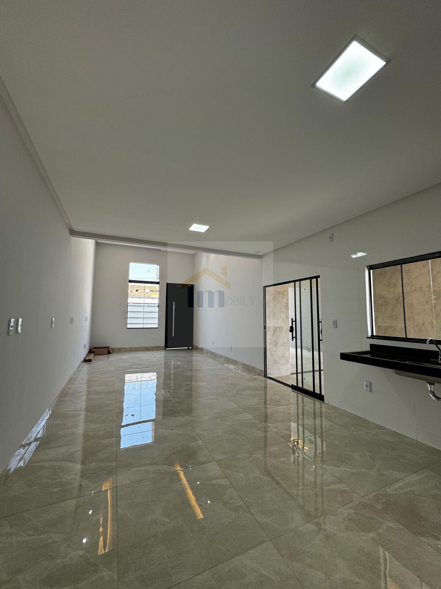 Casa à venda com 3 quartos, 142m² - Foto 2