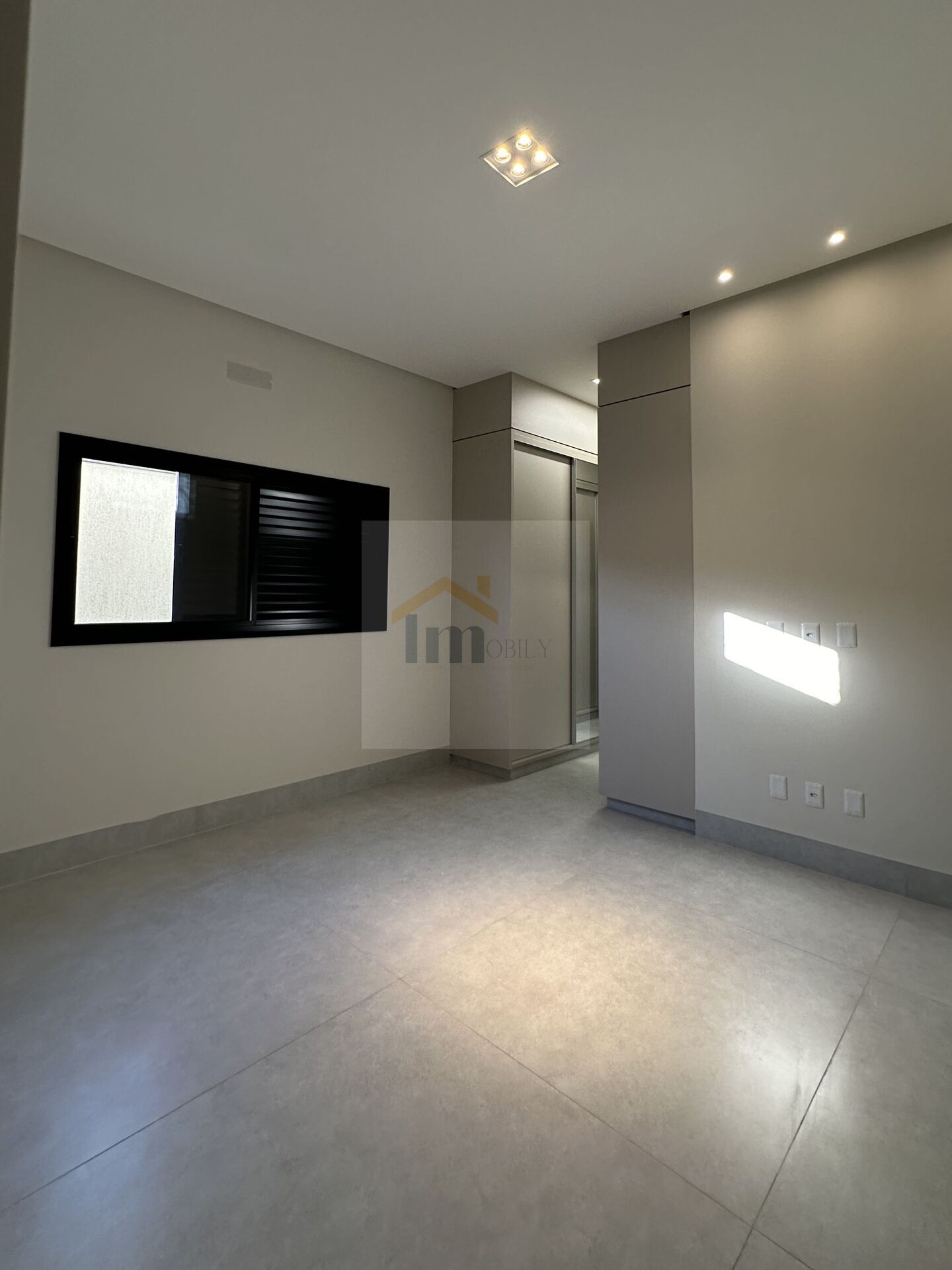 Casa à venda com 3 quartos, 213m² - Foto 12