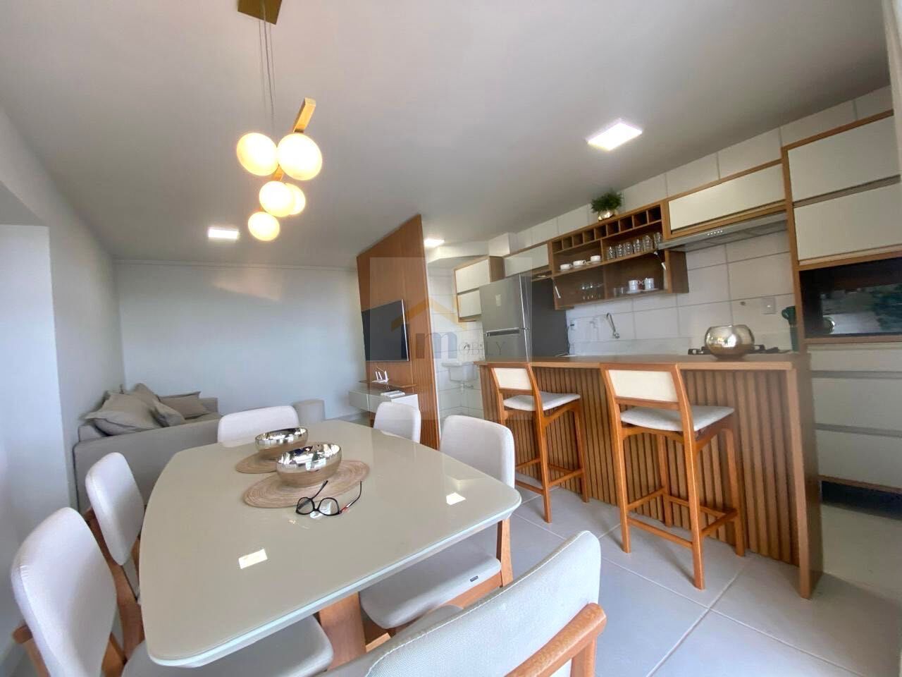 Apartamento à venda com 3 quartos, 76m² - Foto 3