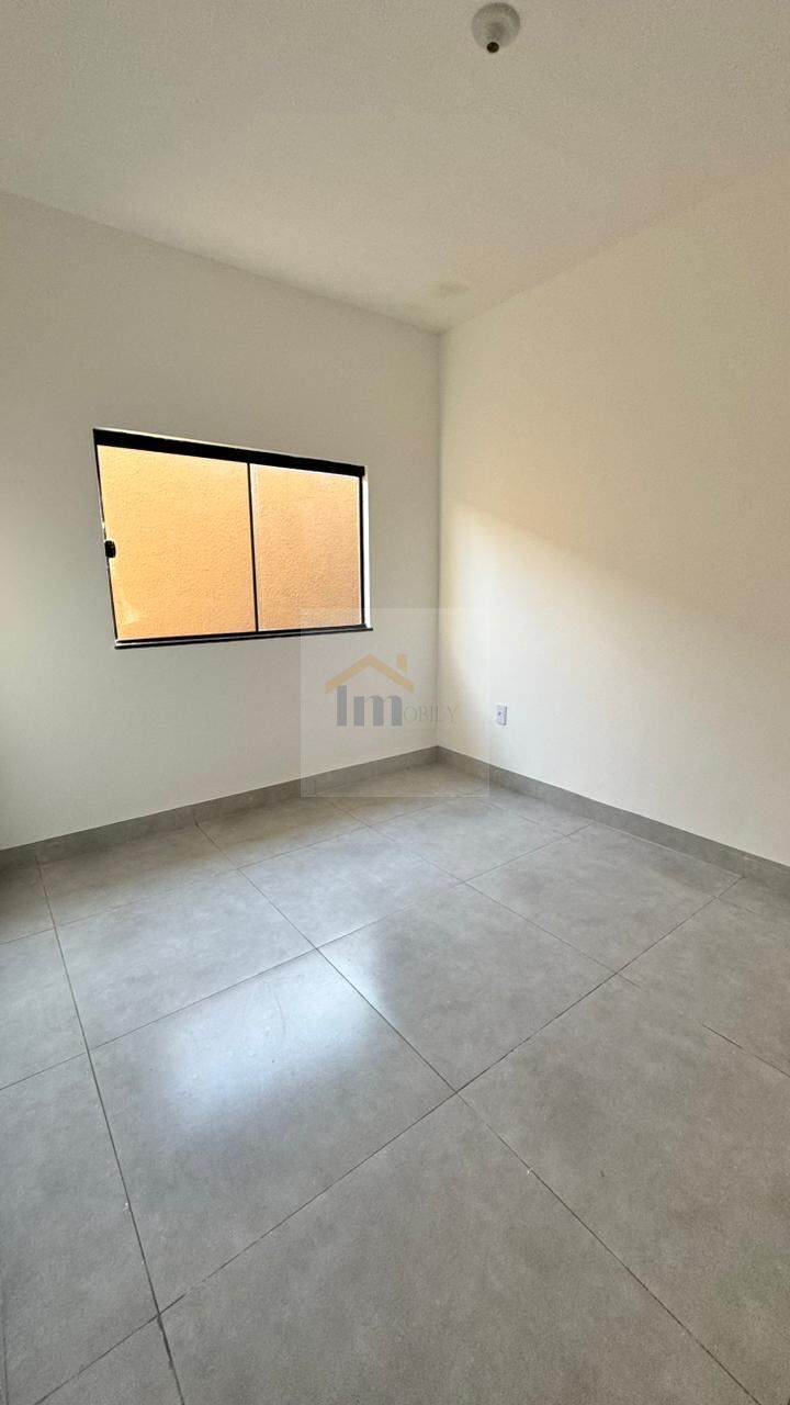 Casa à venda com 3 quartos, 121m² - Foto 3