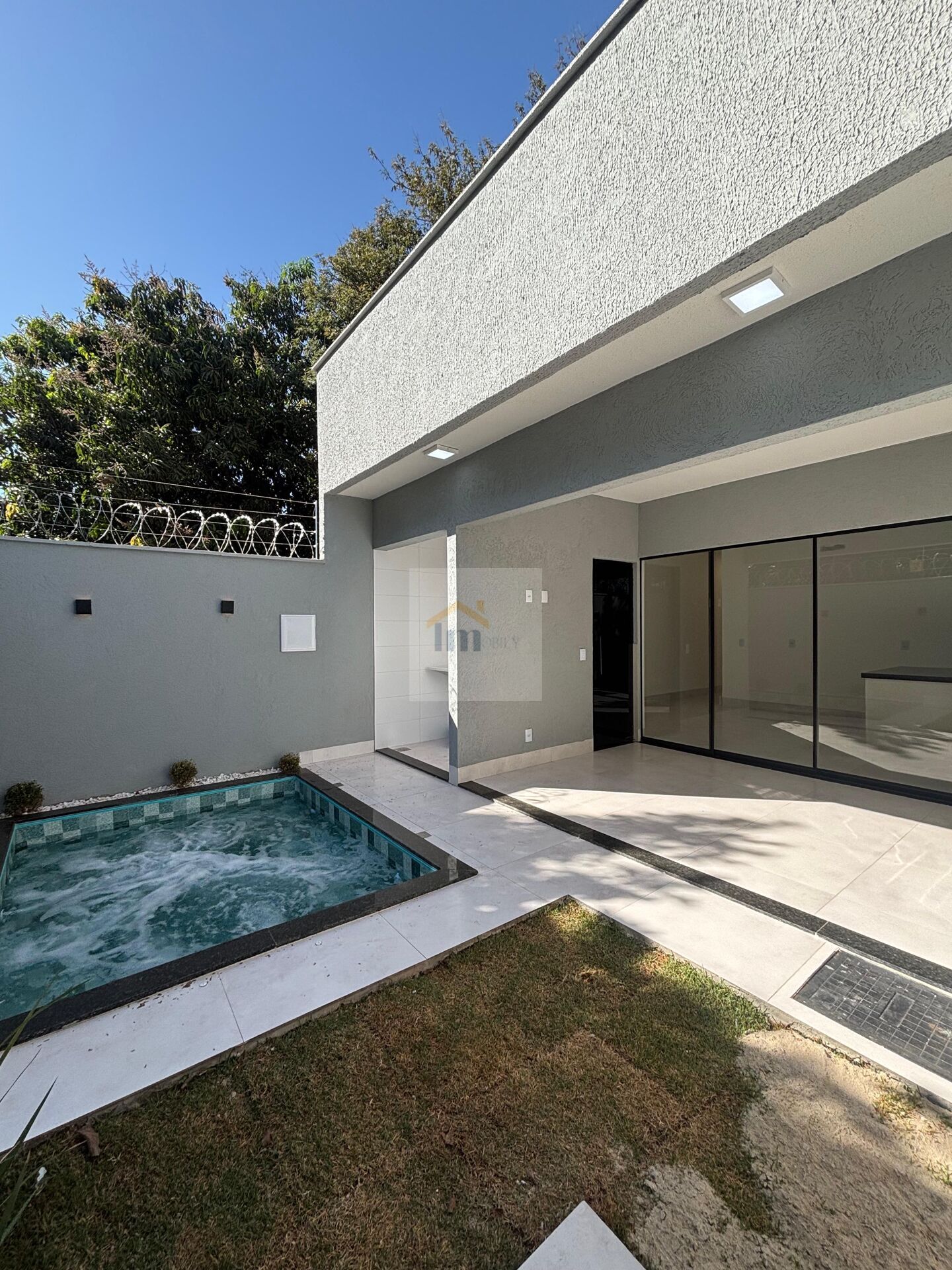 Casa à venda com 3 quartos, 129m² - Foto 4