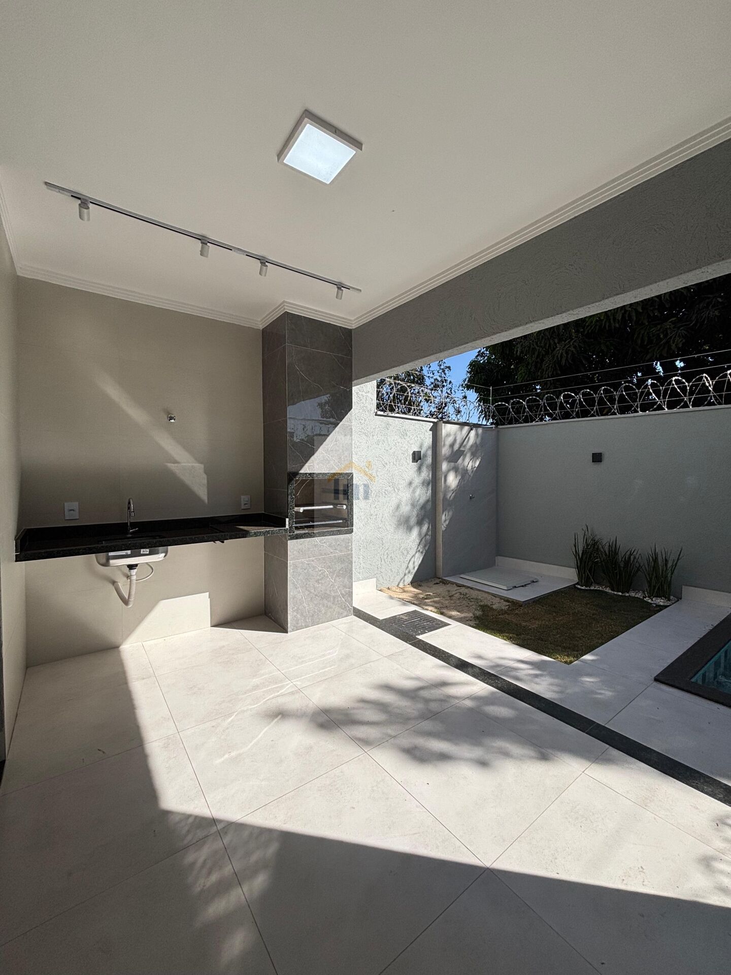 Casa à venda com 3 quartos, 129m² - Foto 16