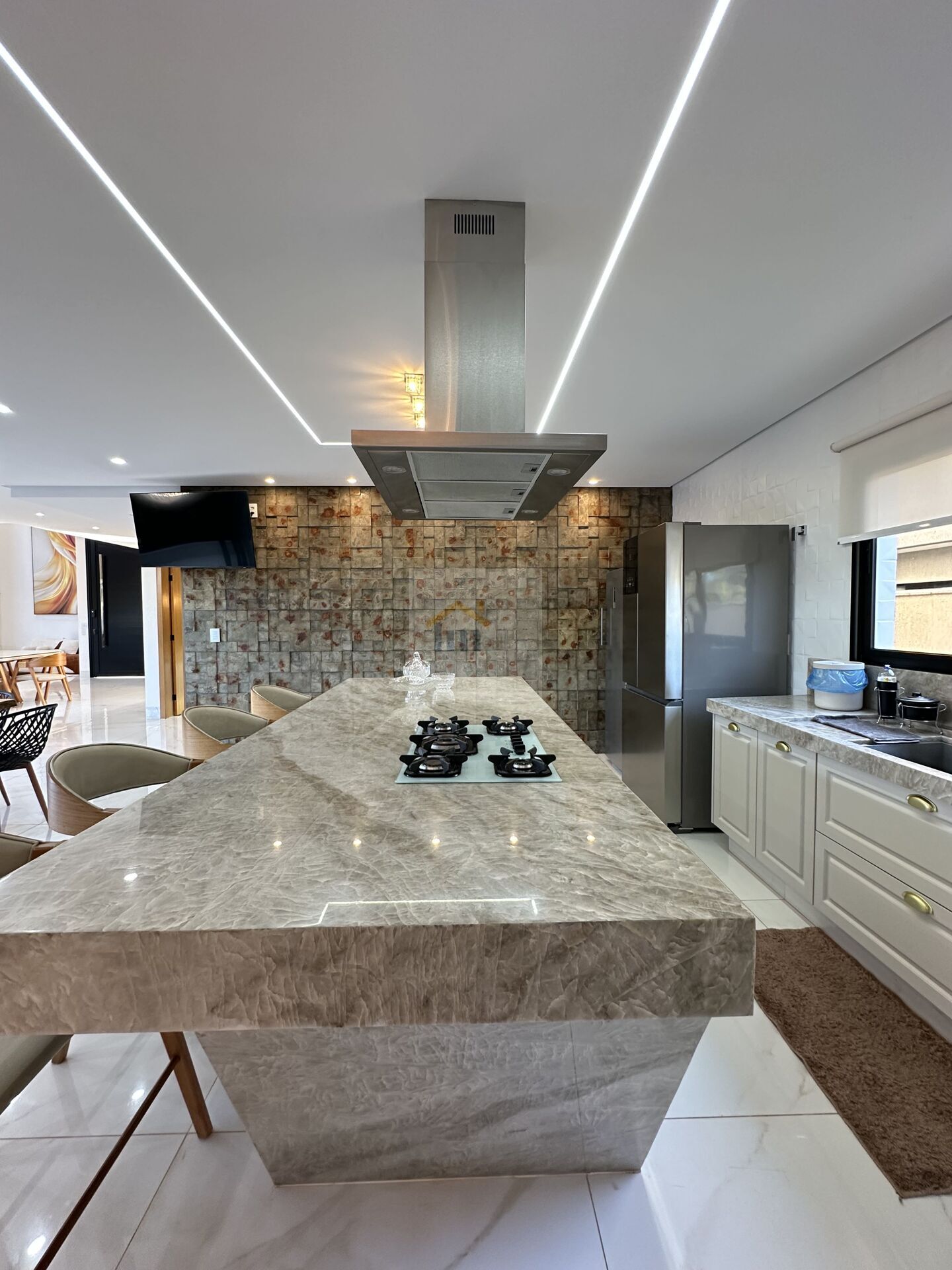 Casa à venda com 3 quartos, 384m² - Foto 15