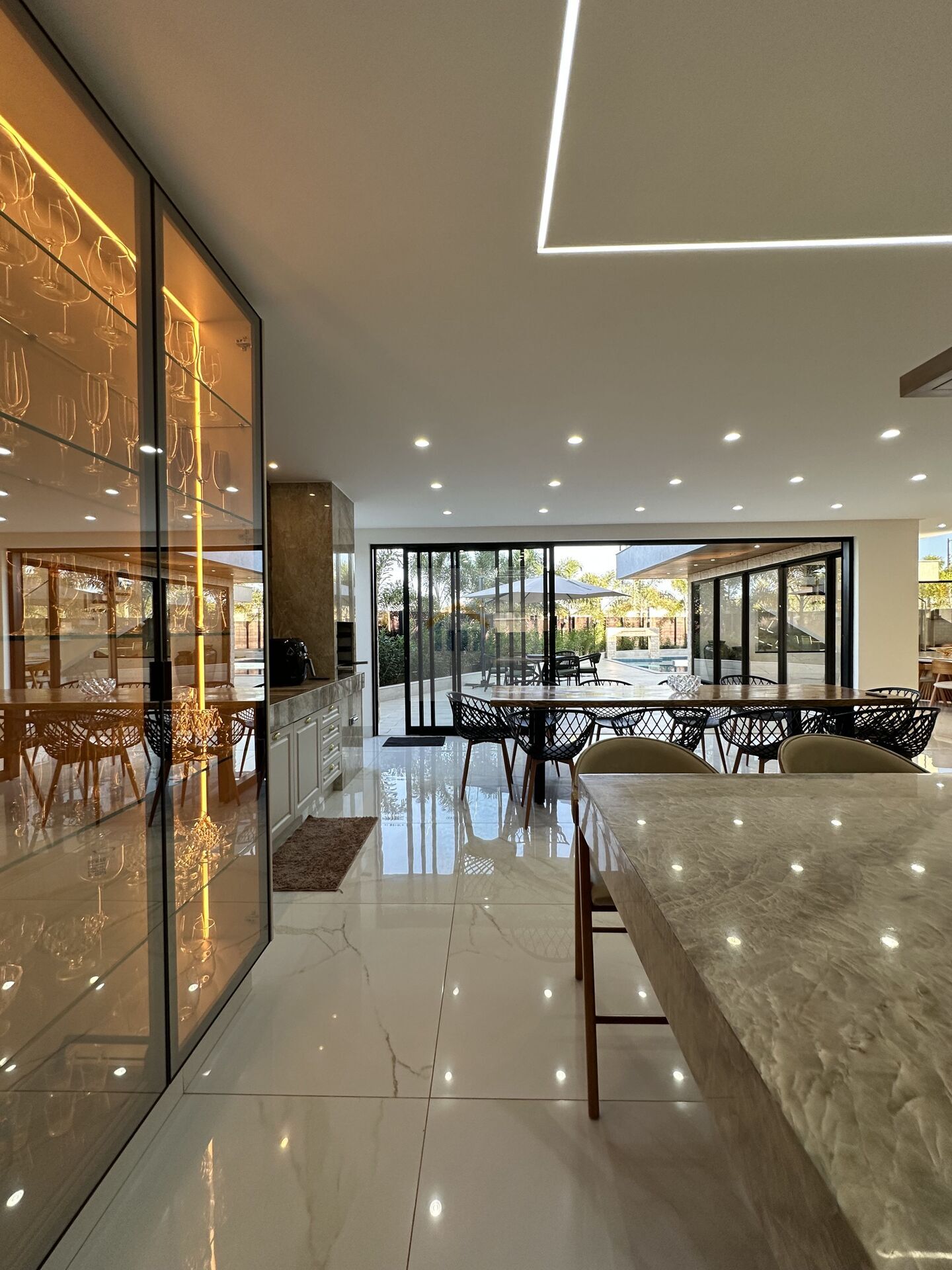 Casa à venda com 3 quartos, 384m² - Foto 11