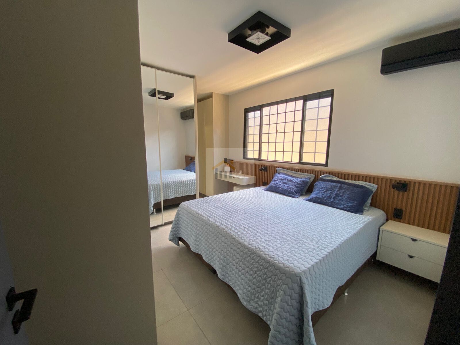 Casa à venda com 4 quartos, 200m² - Foto 27