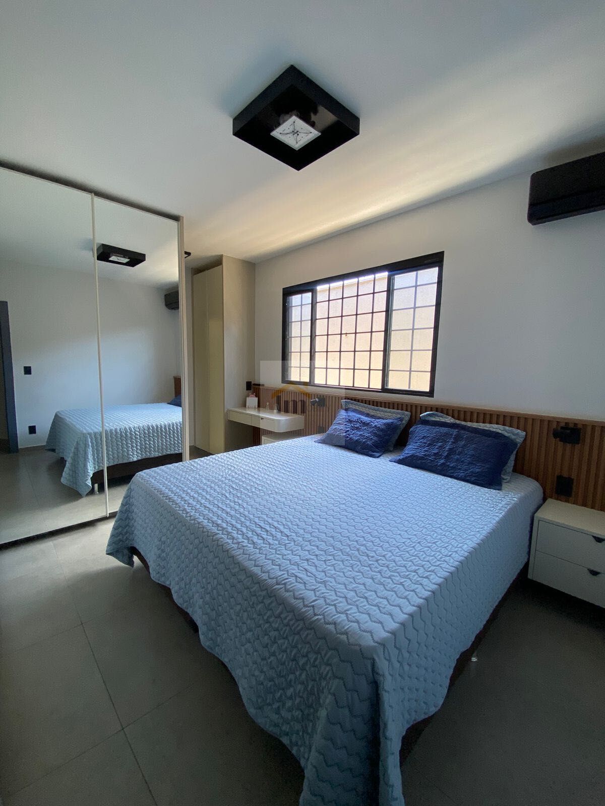 Casa à venda com 4 quartos, 200m² - Foto 11