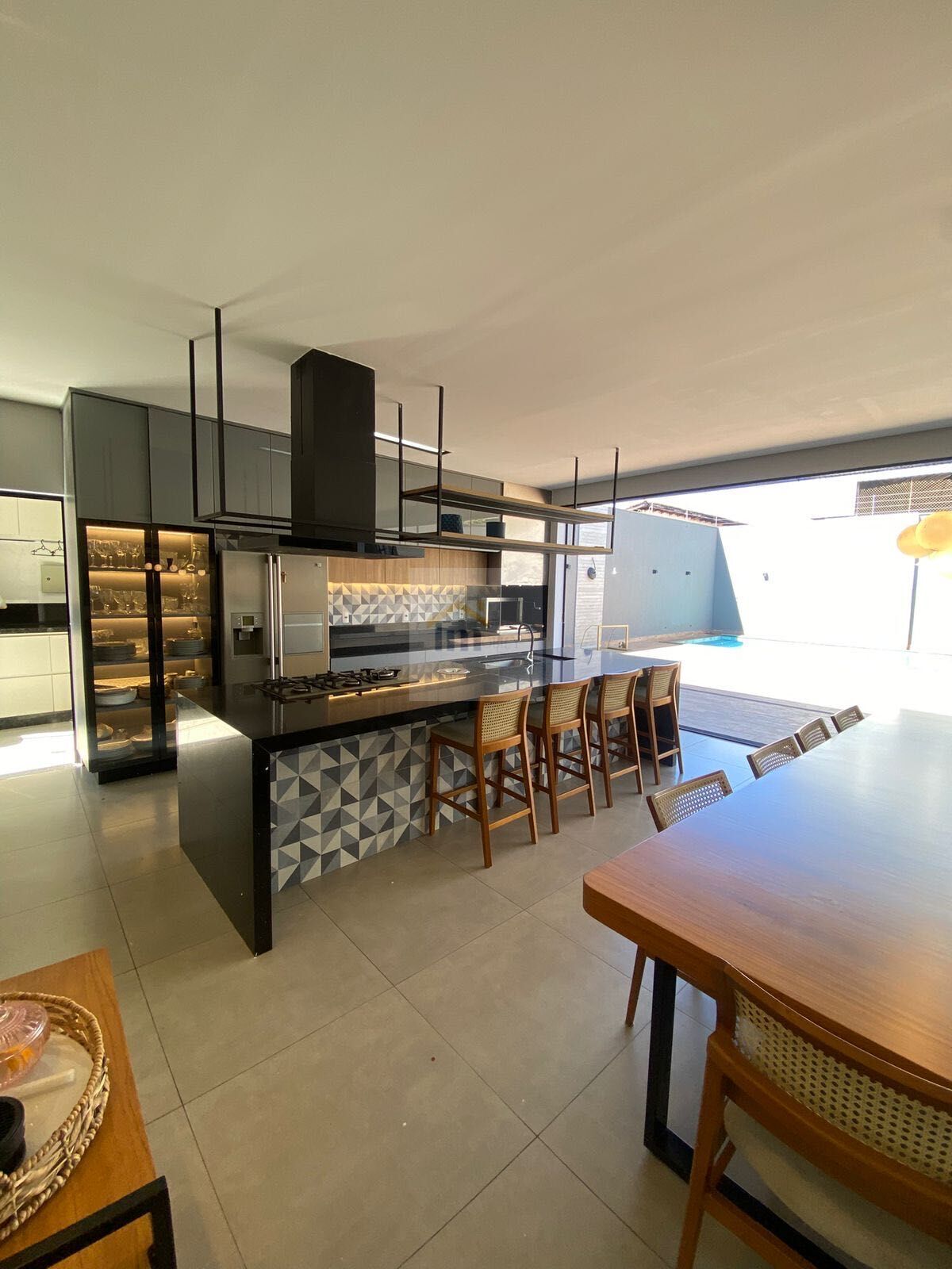 Casa à venda com 4 quartos, 200m² - Foto 15