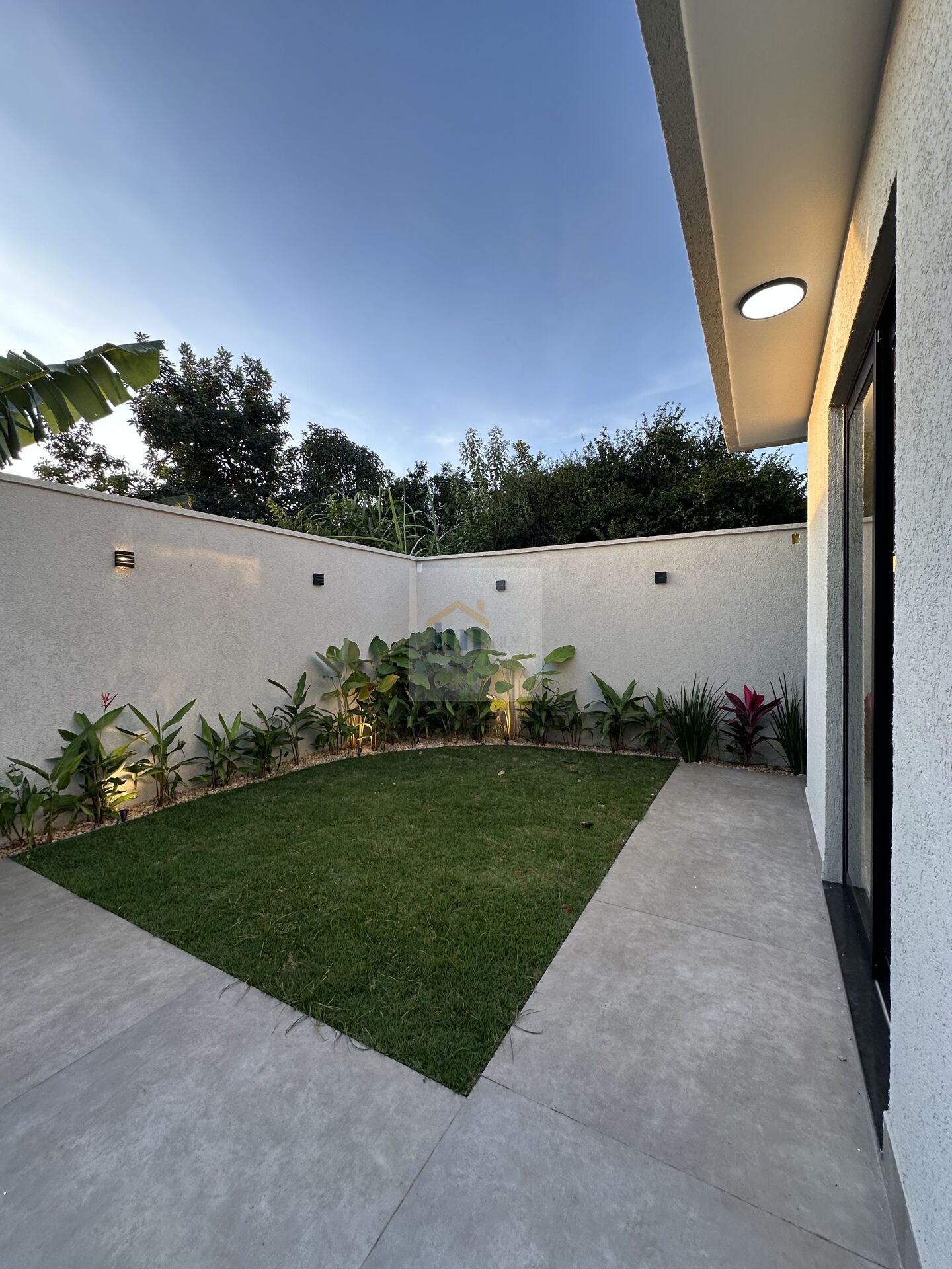 Casa à venda com 3 quartos, 180m² - Foto 9