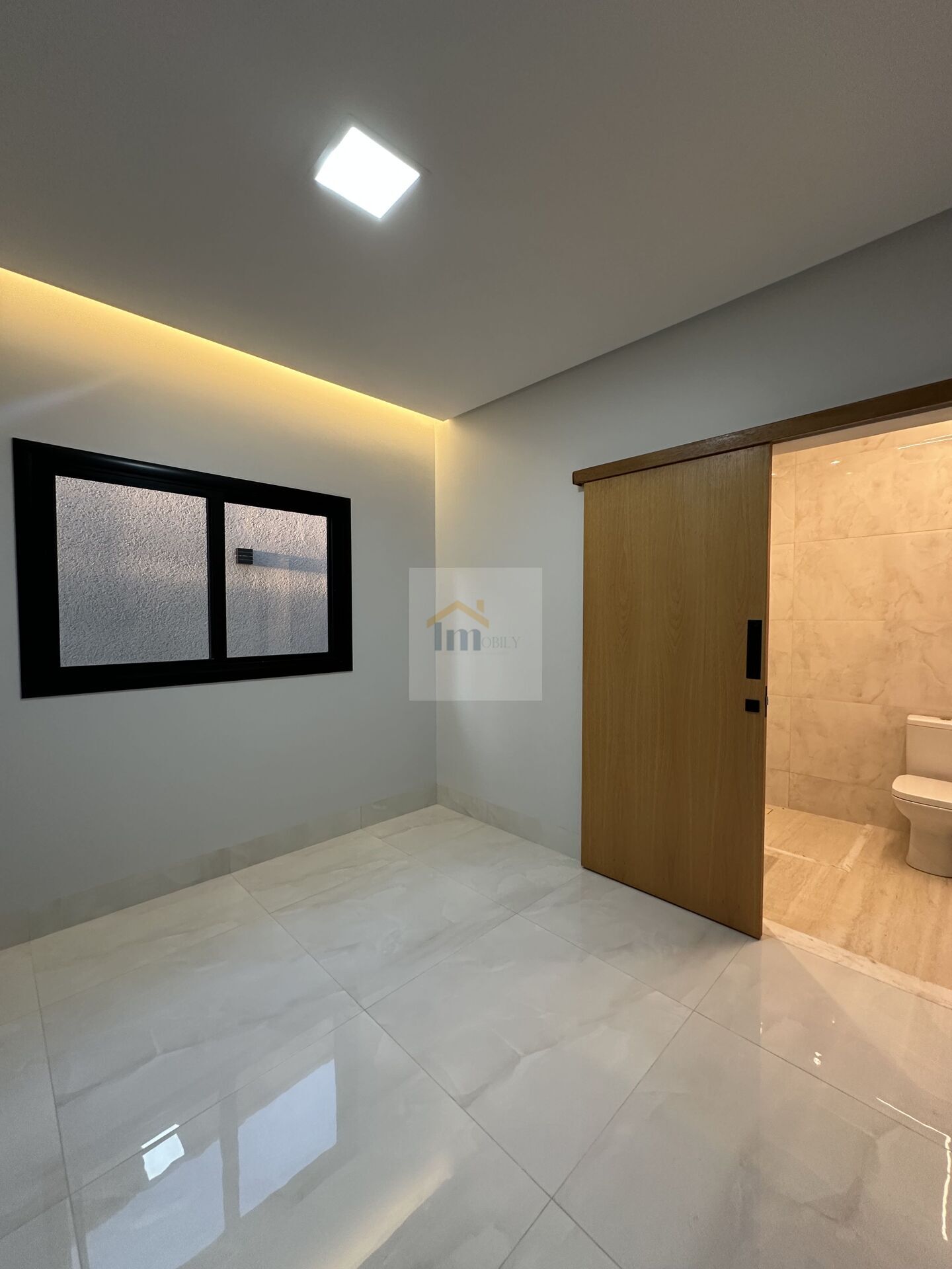 Casa à venda com 3 quartos, 180m² - Foto 17