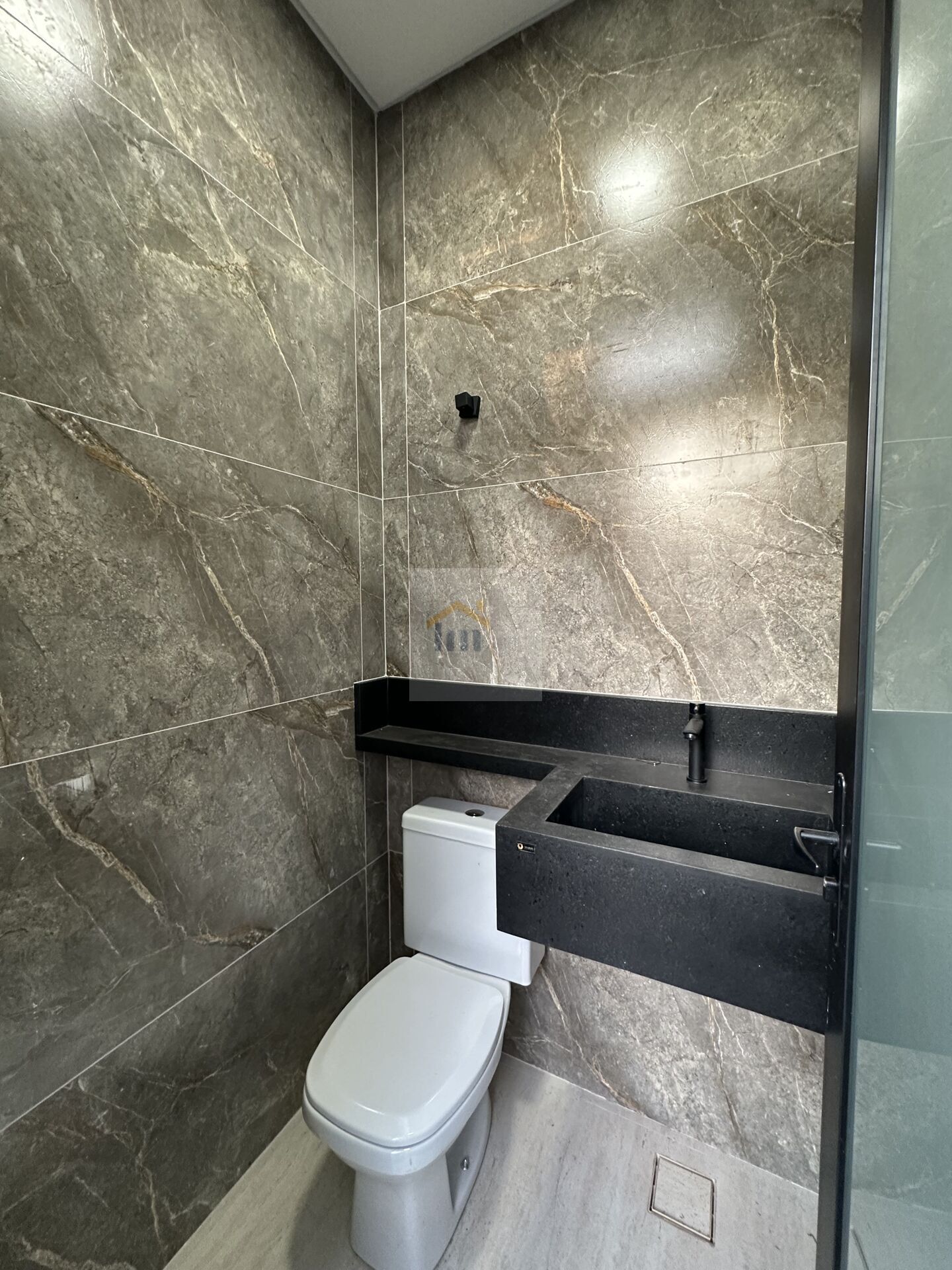 Casa à venda com 3 quartos, 180m² - Foto 11