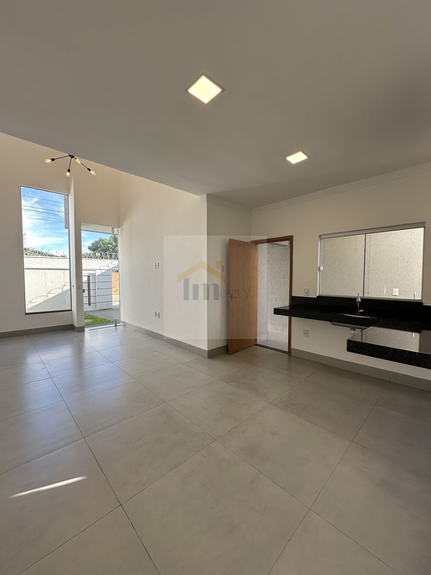 Casa à venda com 3 quartos, 116m² - Foto 3