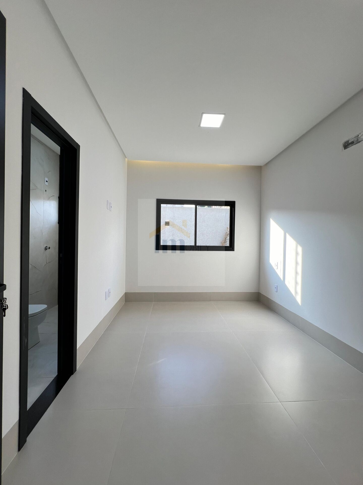 Casa à venda com 4 quartos, 237m² - Foto 15