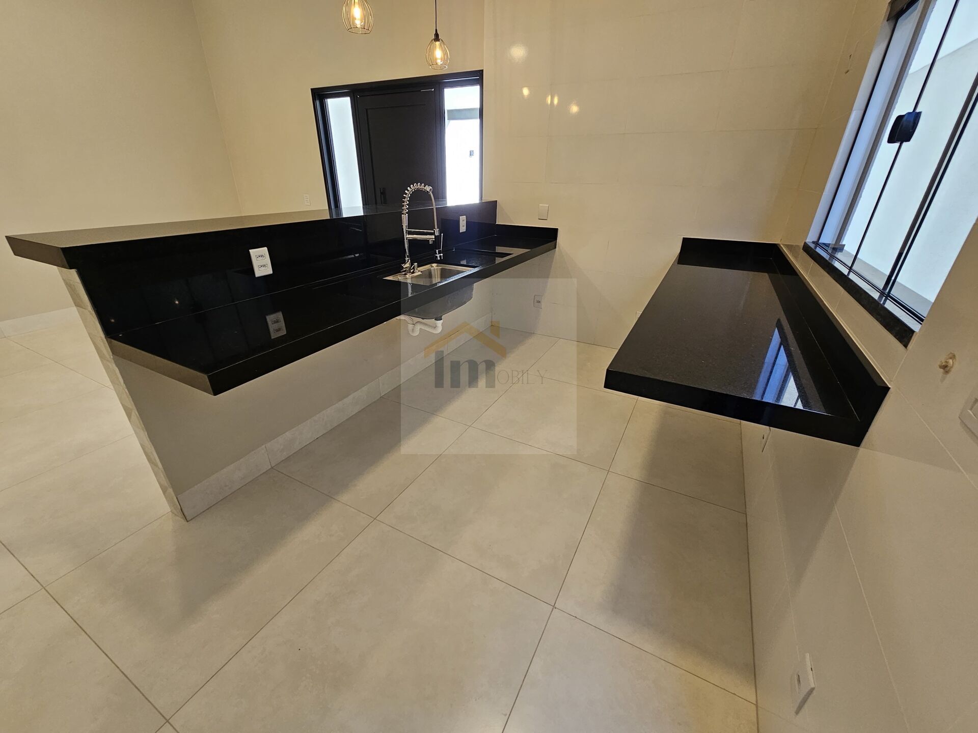 Casa à venda com 3 quartos, 157m² - Foto 14