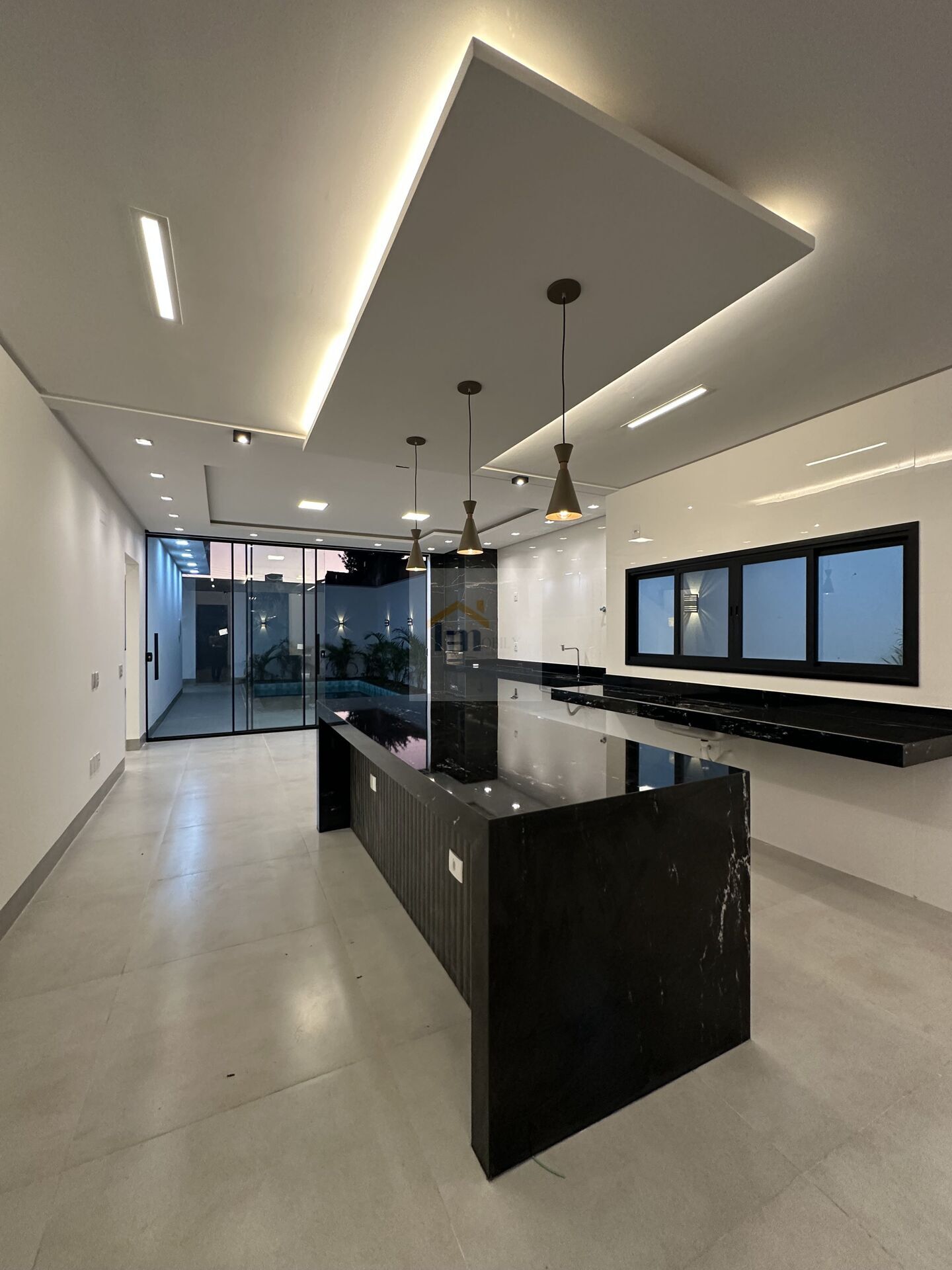 Casa à venda com 4 quartos, 200m² - Foto 8