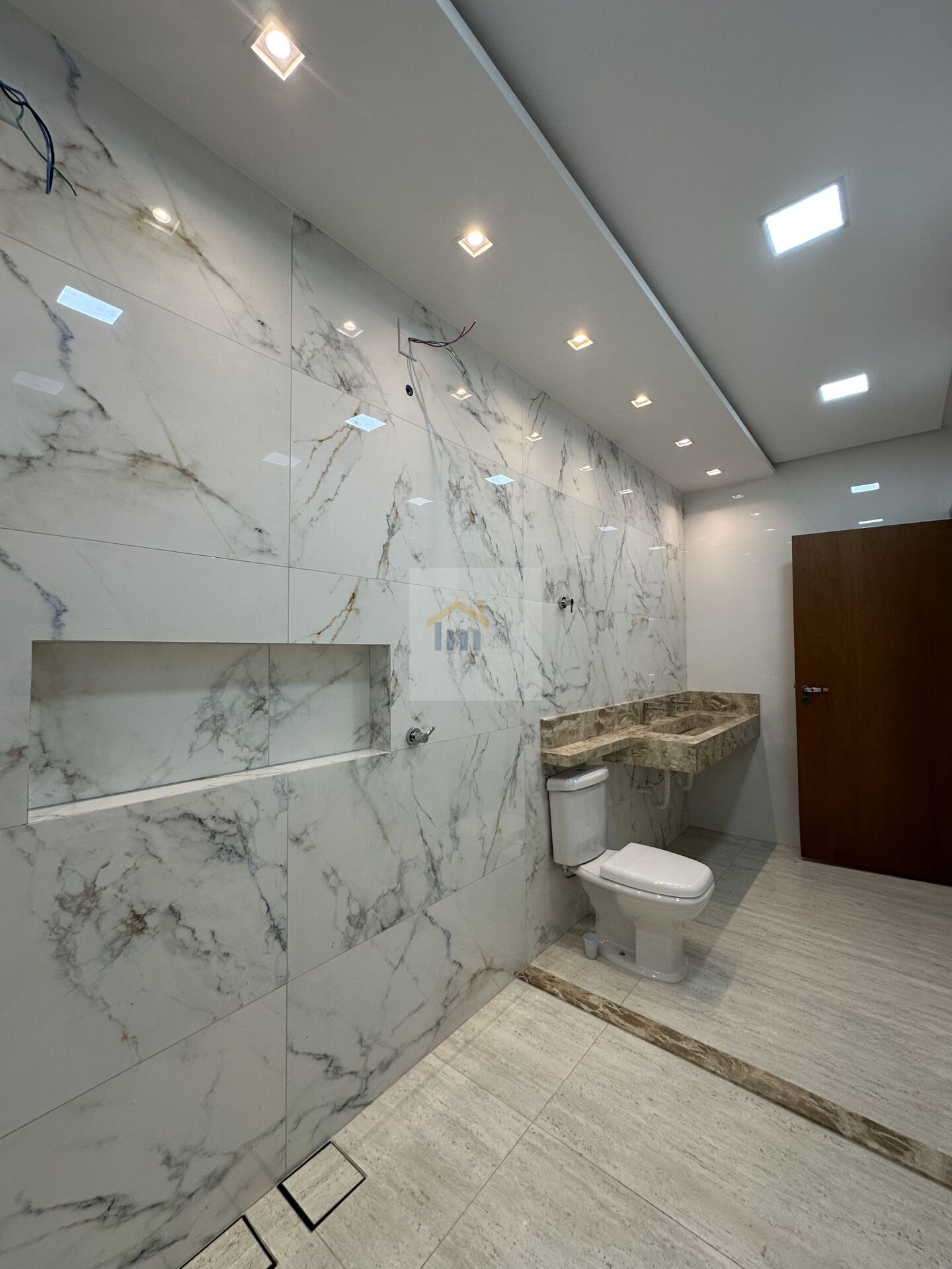 Casa à venda com 4 quartos, 200m² - Foto 20