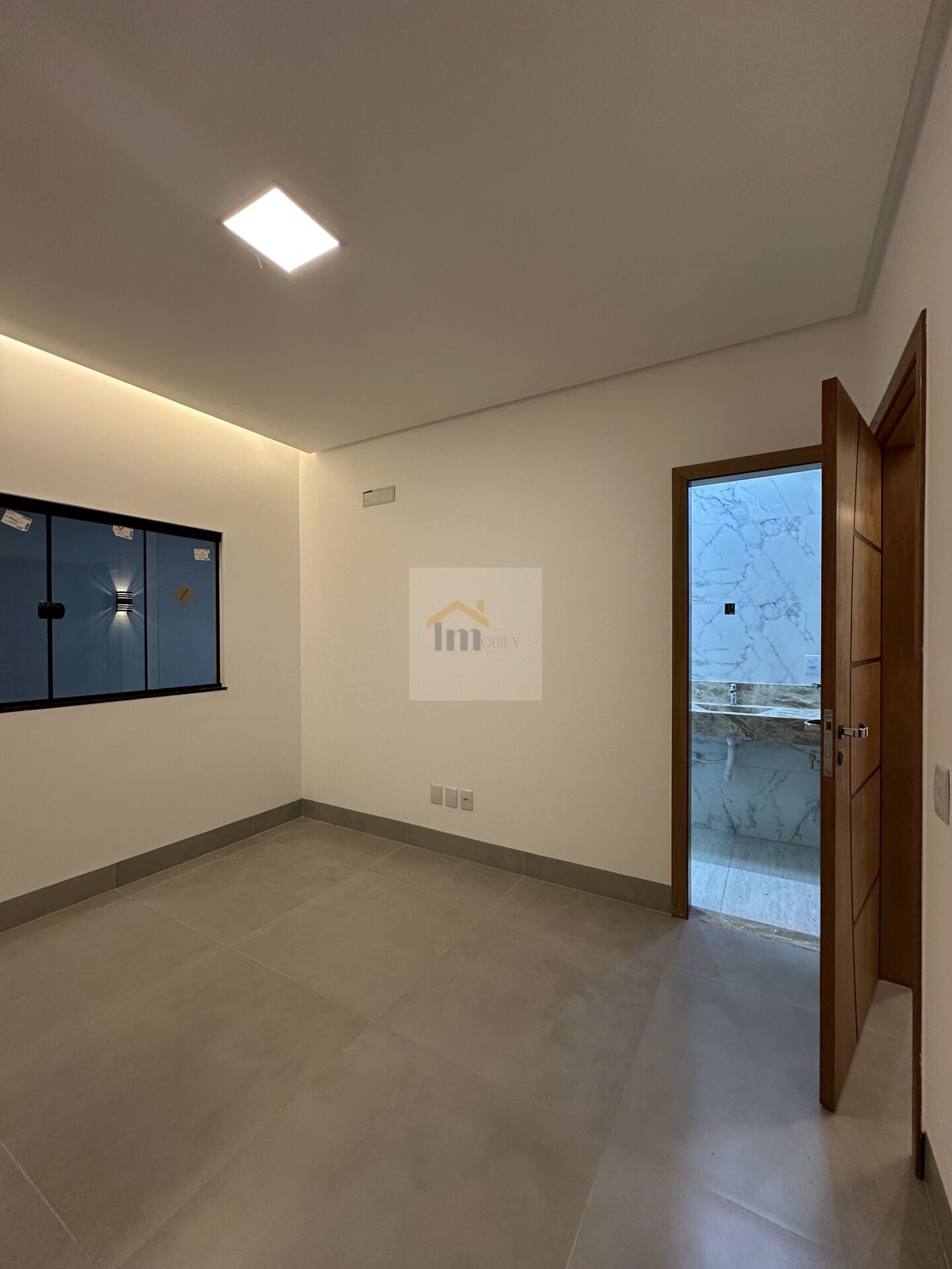 Casa à venda com 4 quartos, 200m² - Foto 26