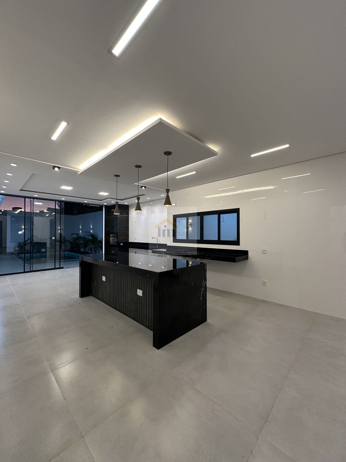 Casa à venda com 4 quartos, 200m² - Foto 27