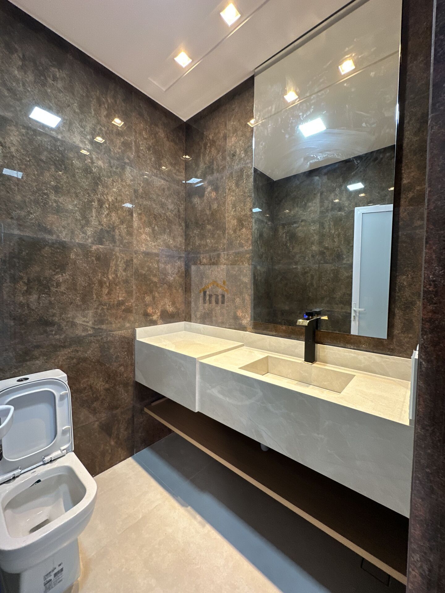 Casa à venda com 3 quartos, 230m² - Foto 7