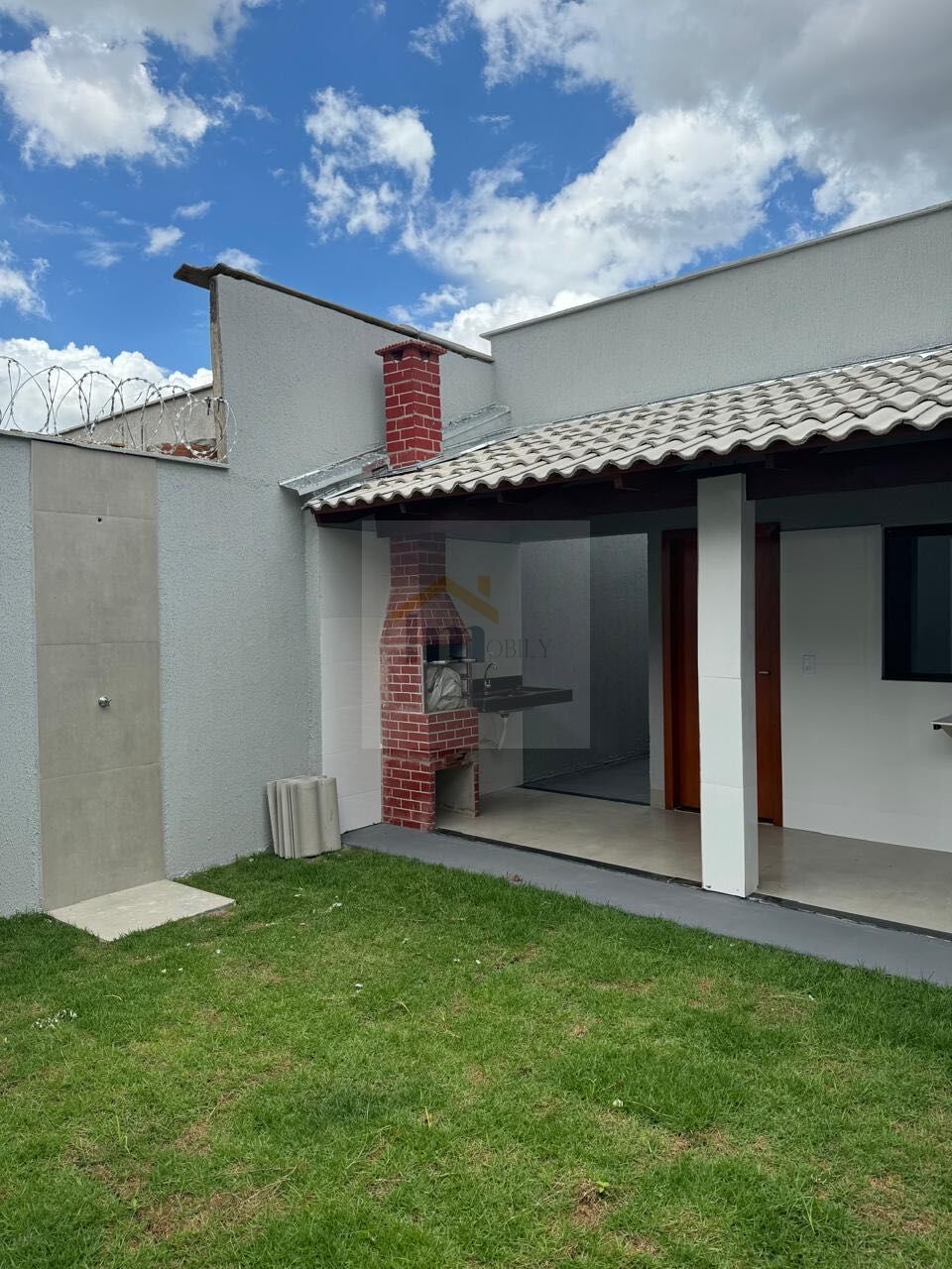 Casa à venda com 3 quartos, 99m² - Foto 3