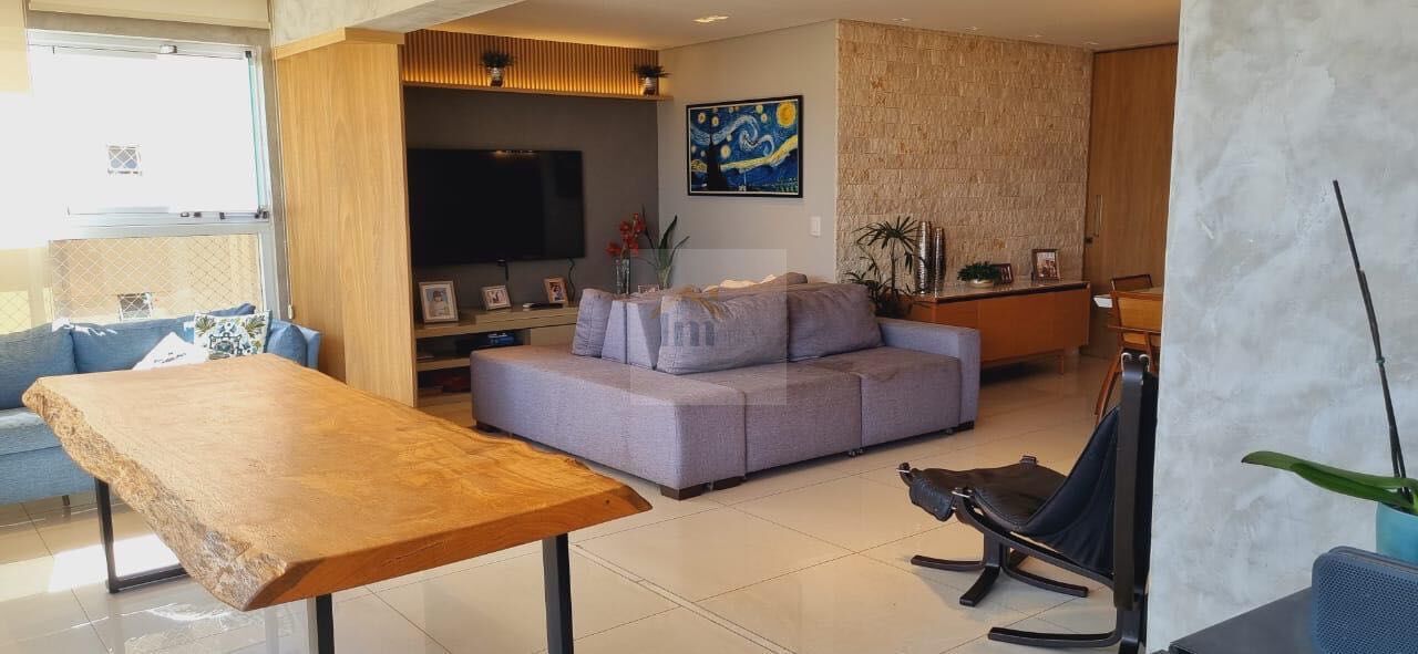 Apartamento à venda com 3 quartos, 140m² - Foto 8