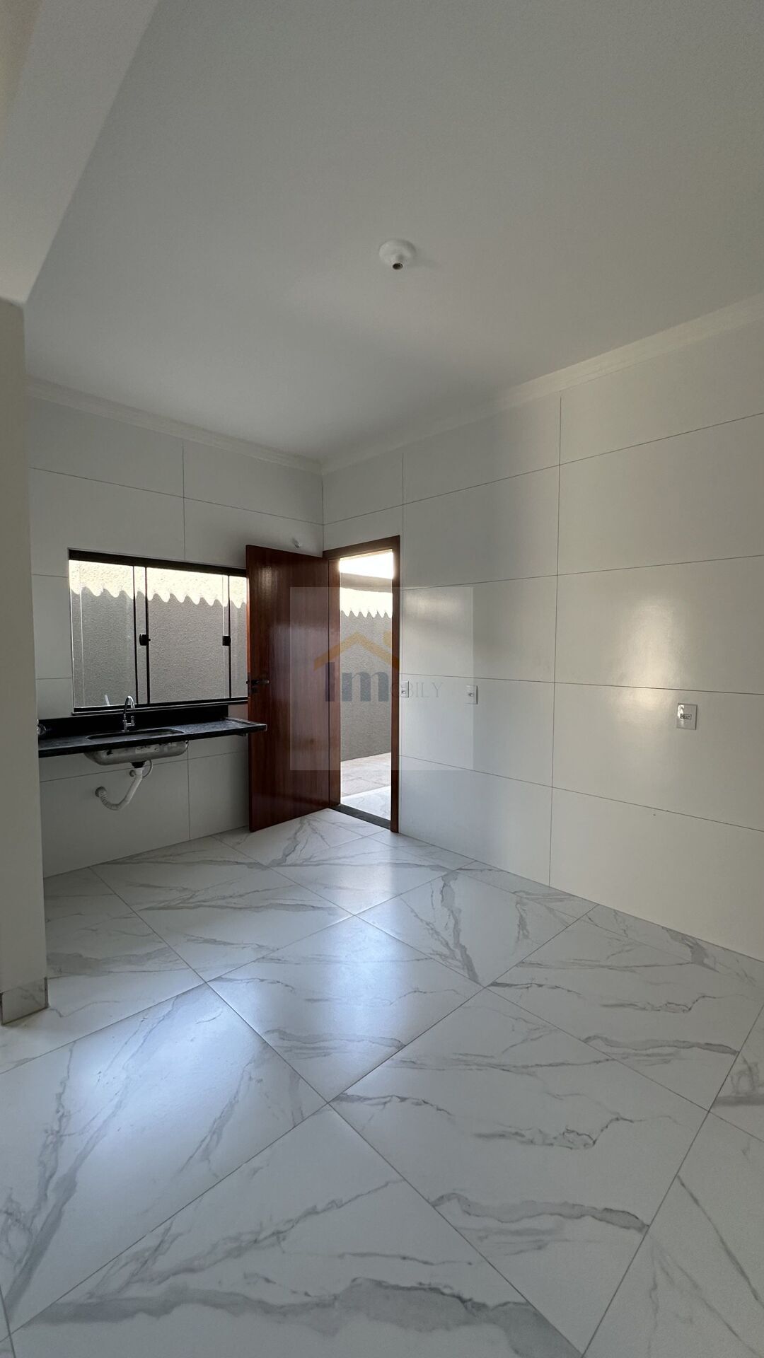 Casa à venda com 3 quartos, 98m² - Foto 12