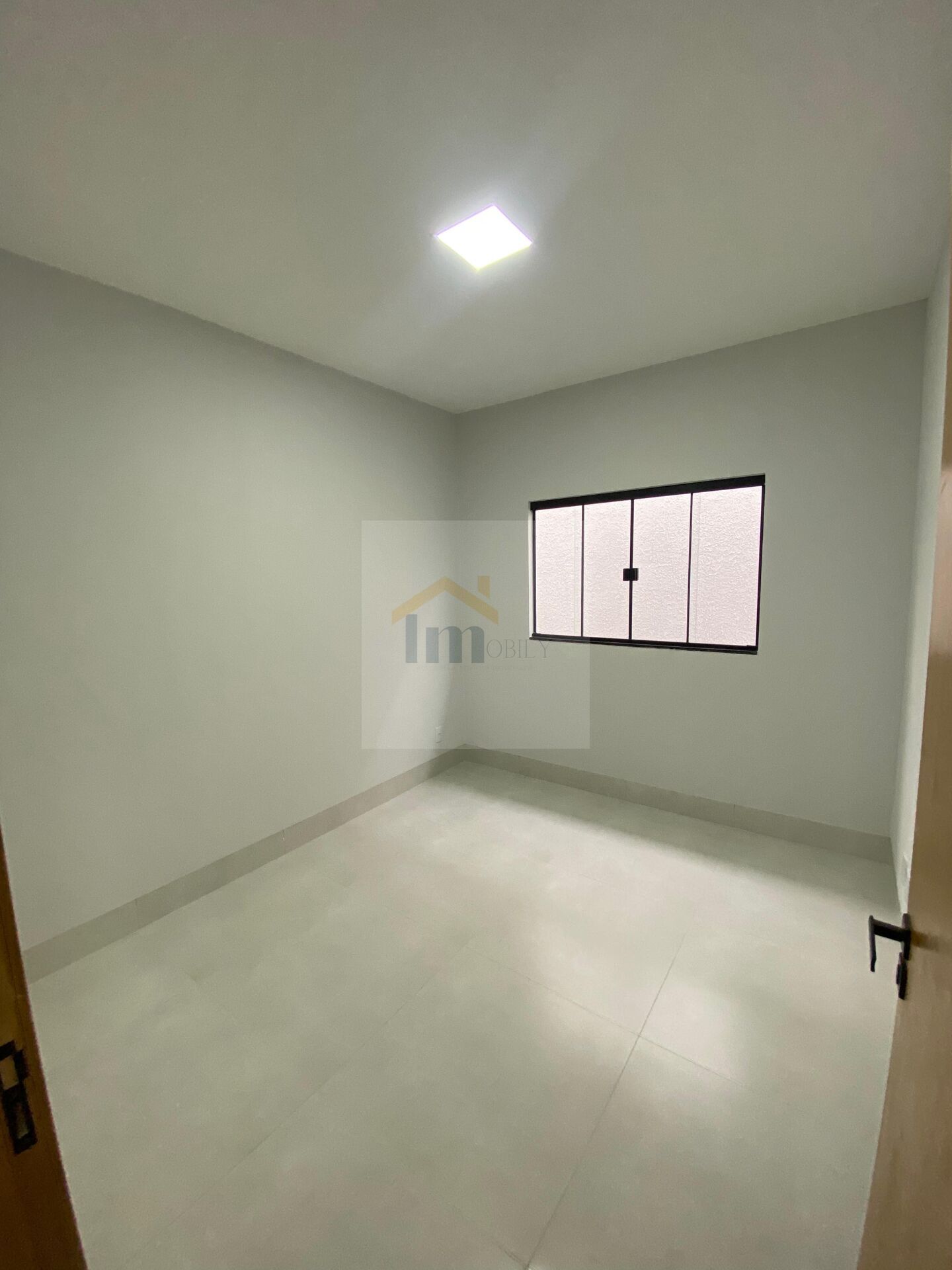 Casa à venda com 3 quartos, 99m² - Foto 11