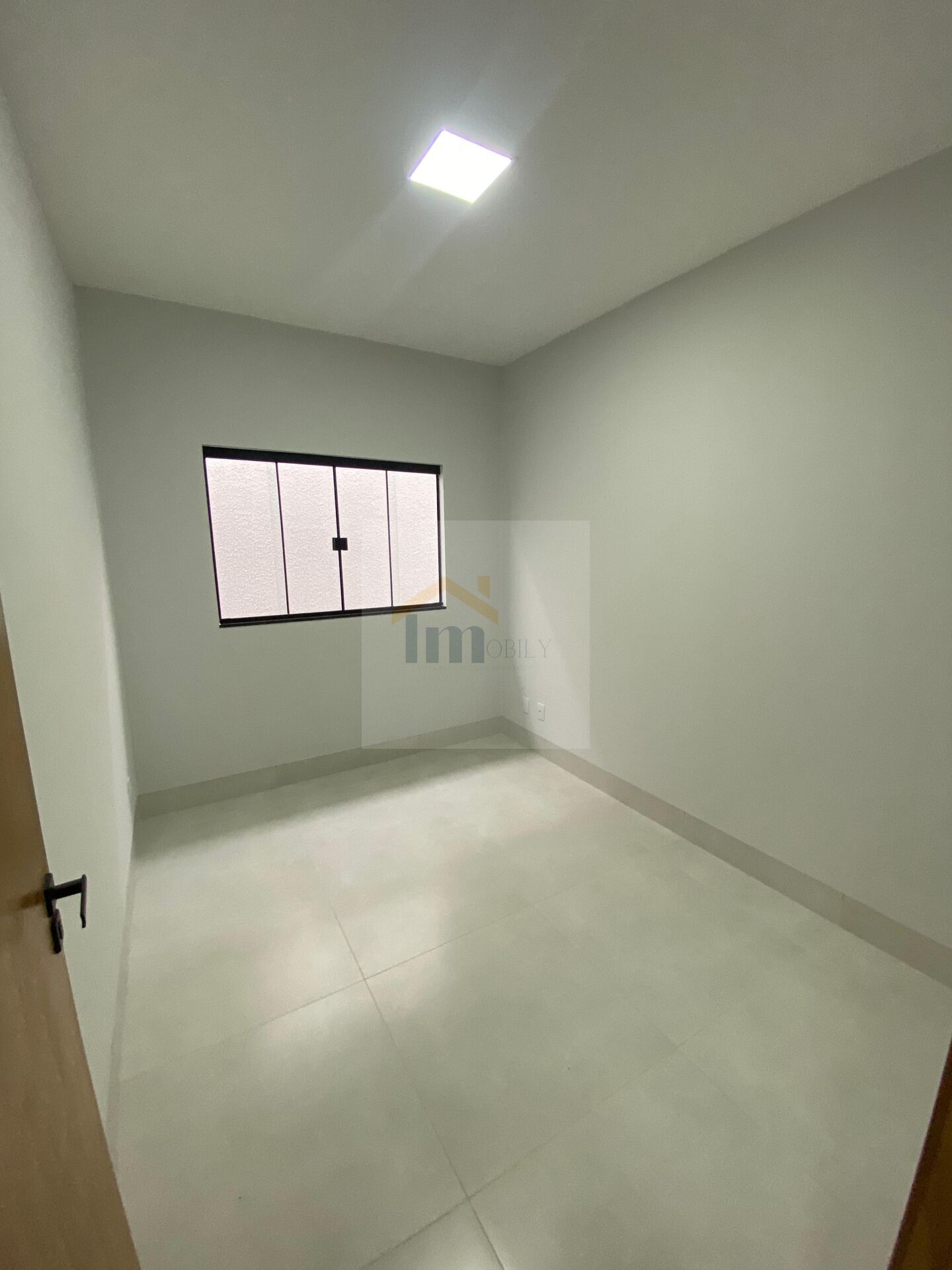 Casa à venda com 3 quartos, 99m² - Foto 3