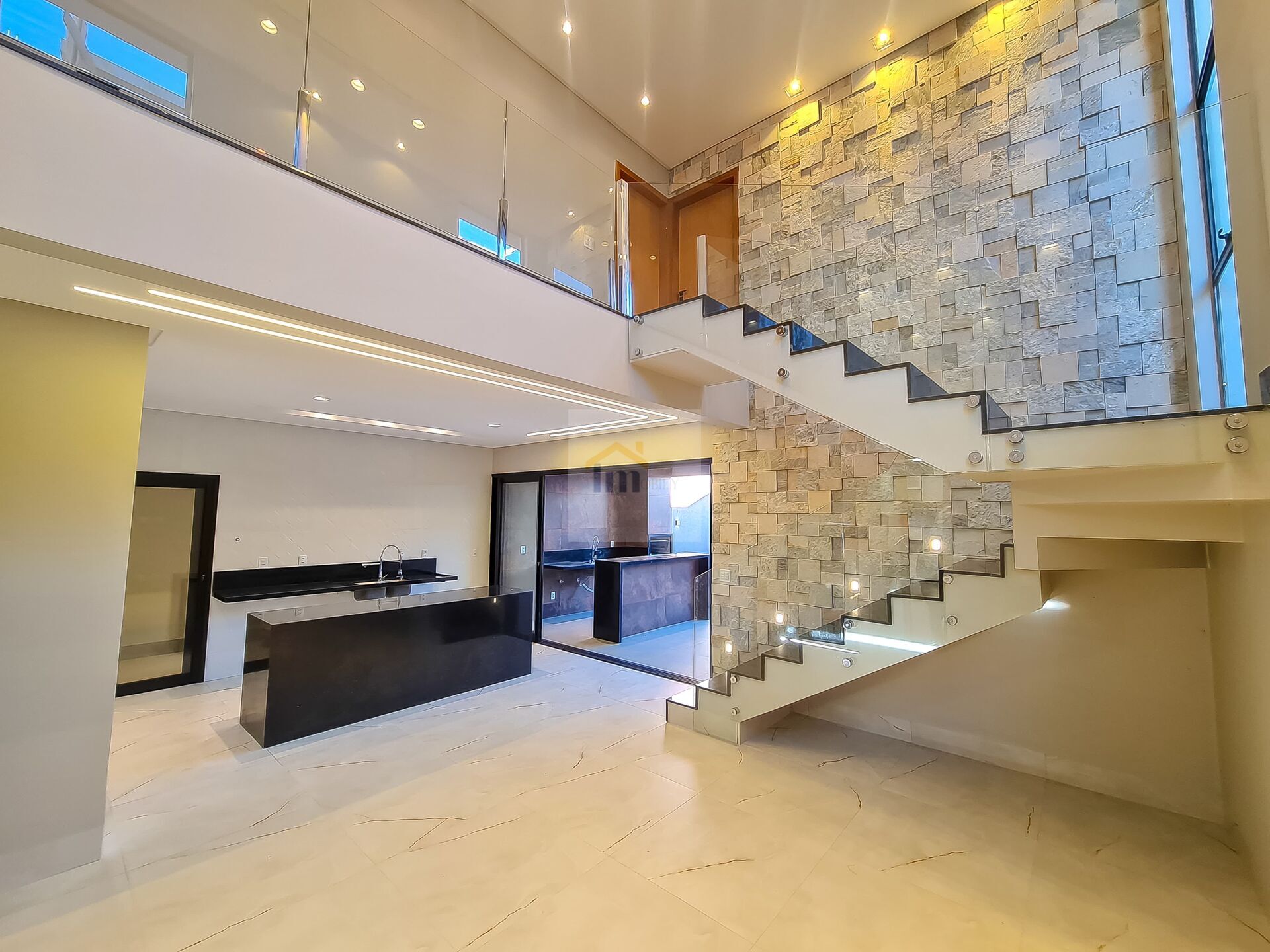 Casa, 3 quartos, 228 m² - Foto 2