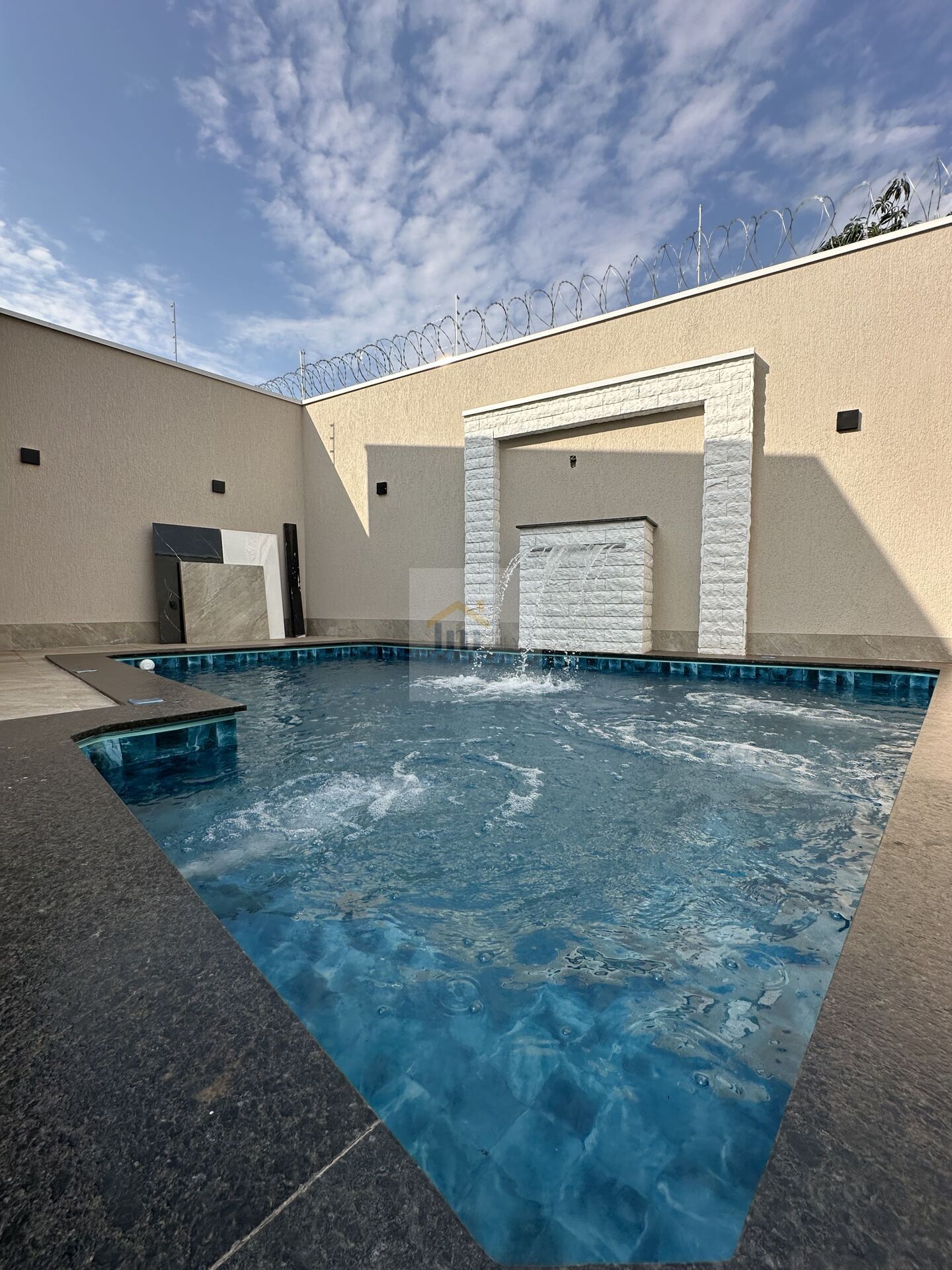 Casa, 3 quartos, 156 m² - Foto 1