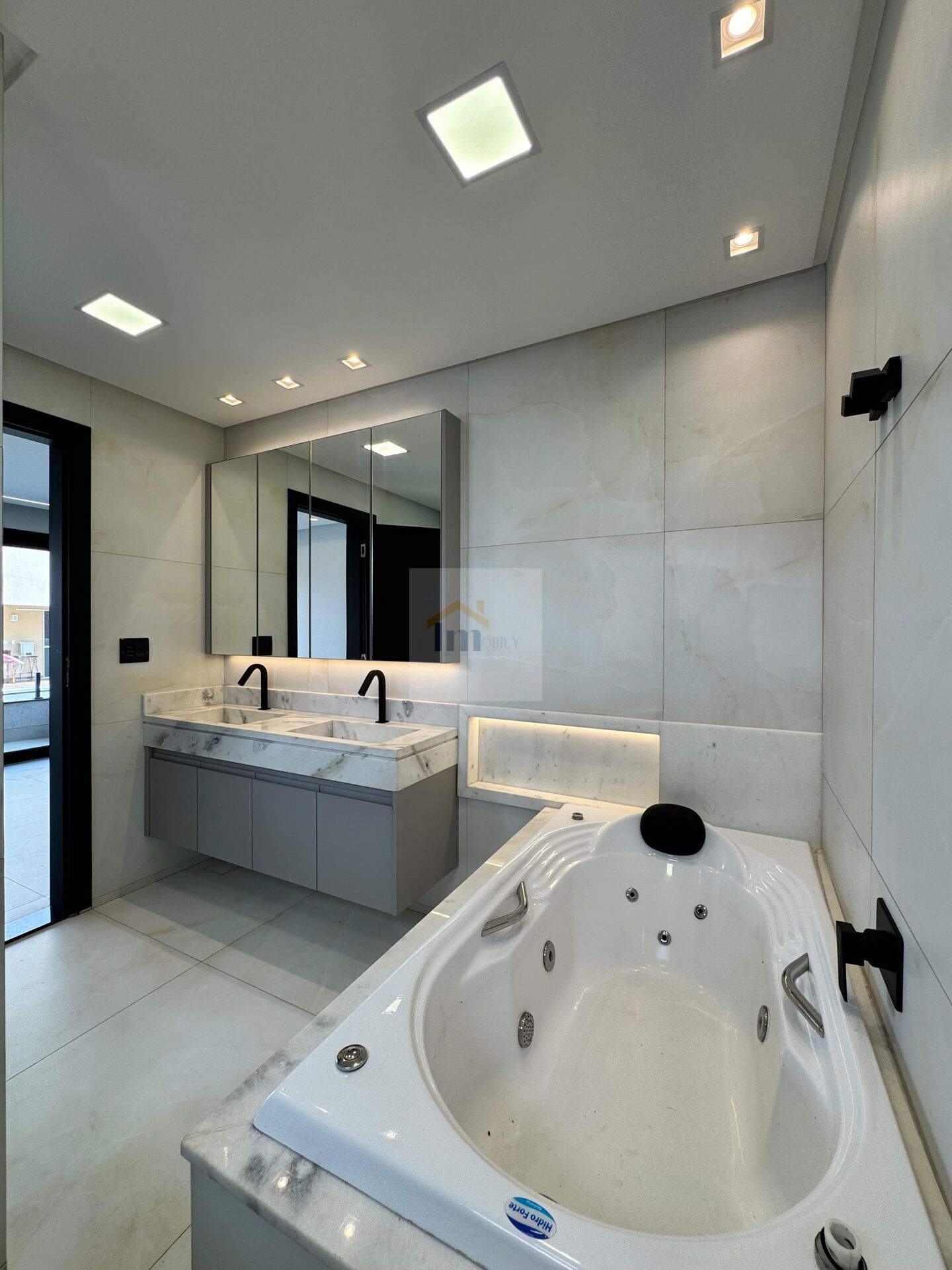 Casa, 4 quartos, 218 m² - Foto 25