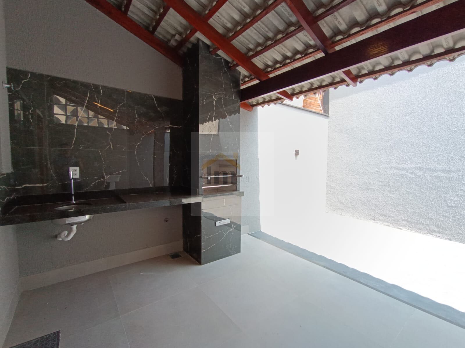 Casa à venda com 3 quartos, 139m² - Foto 4