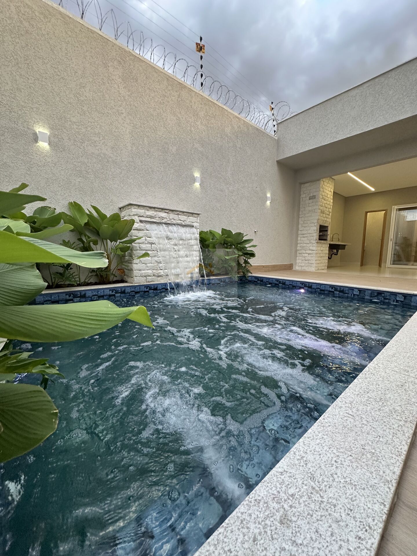 Casa, 3 quartos, 172 m² - Foto 1