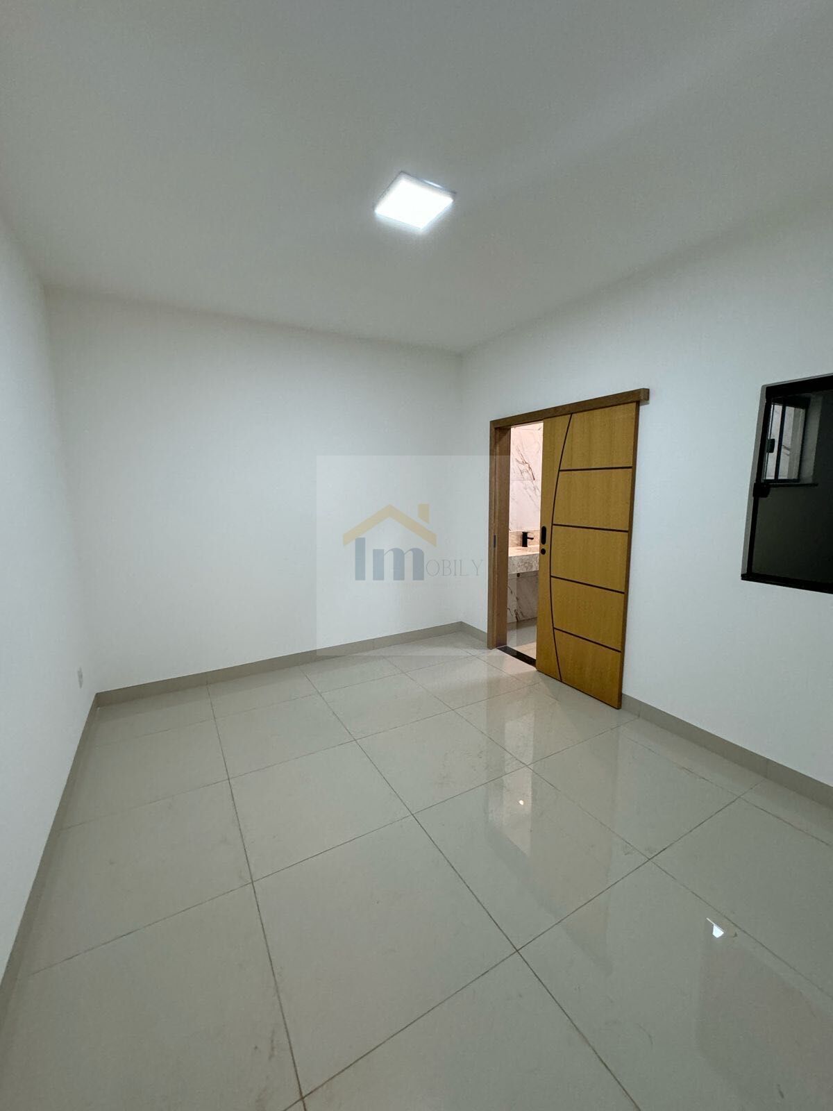 Casa à venda com 3 quartos, 111m² - Foto 8