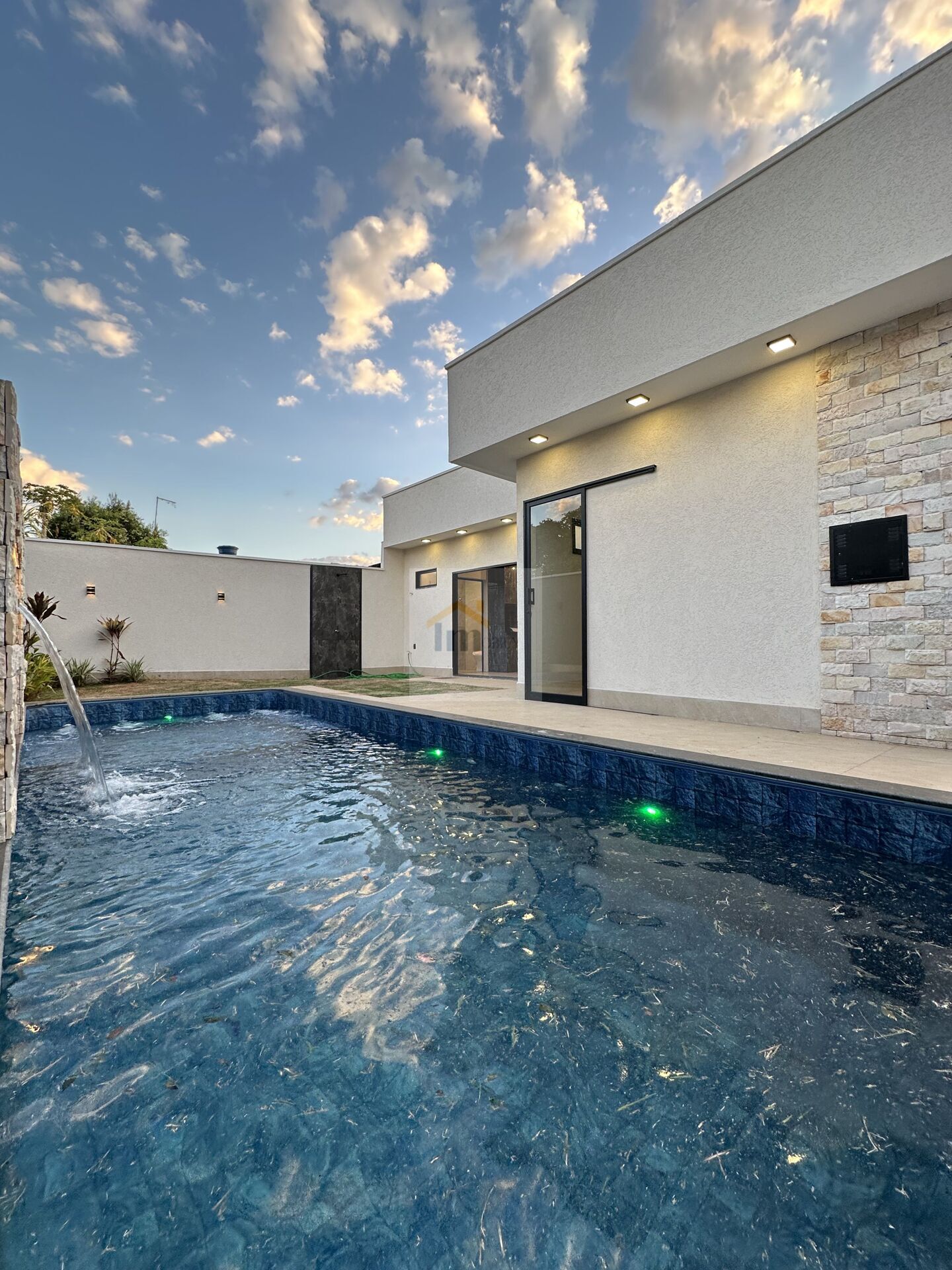 Casa à venda com 3 quartos, 189m² - Foto 34